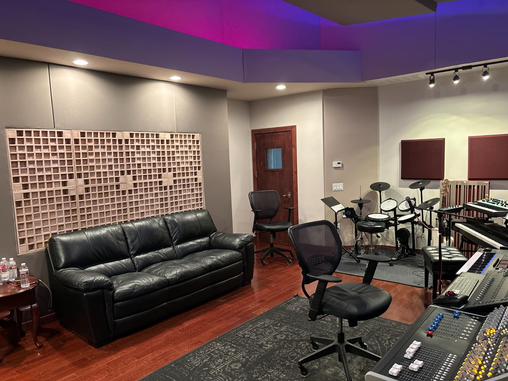Acoustic Diffuser - Wood Acoustic Diffusion Panel - Wooden Sound Panels For Echo Reduction And Sound Control (Triangle) customer photo 1