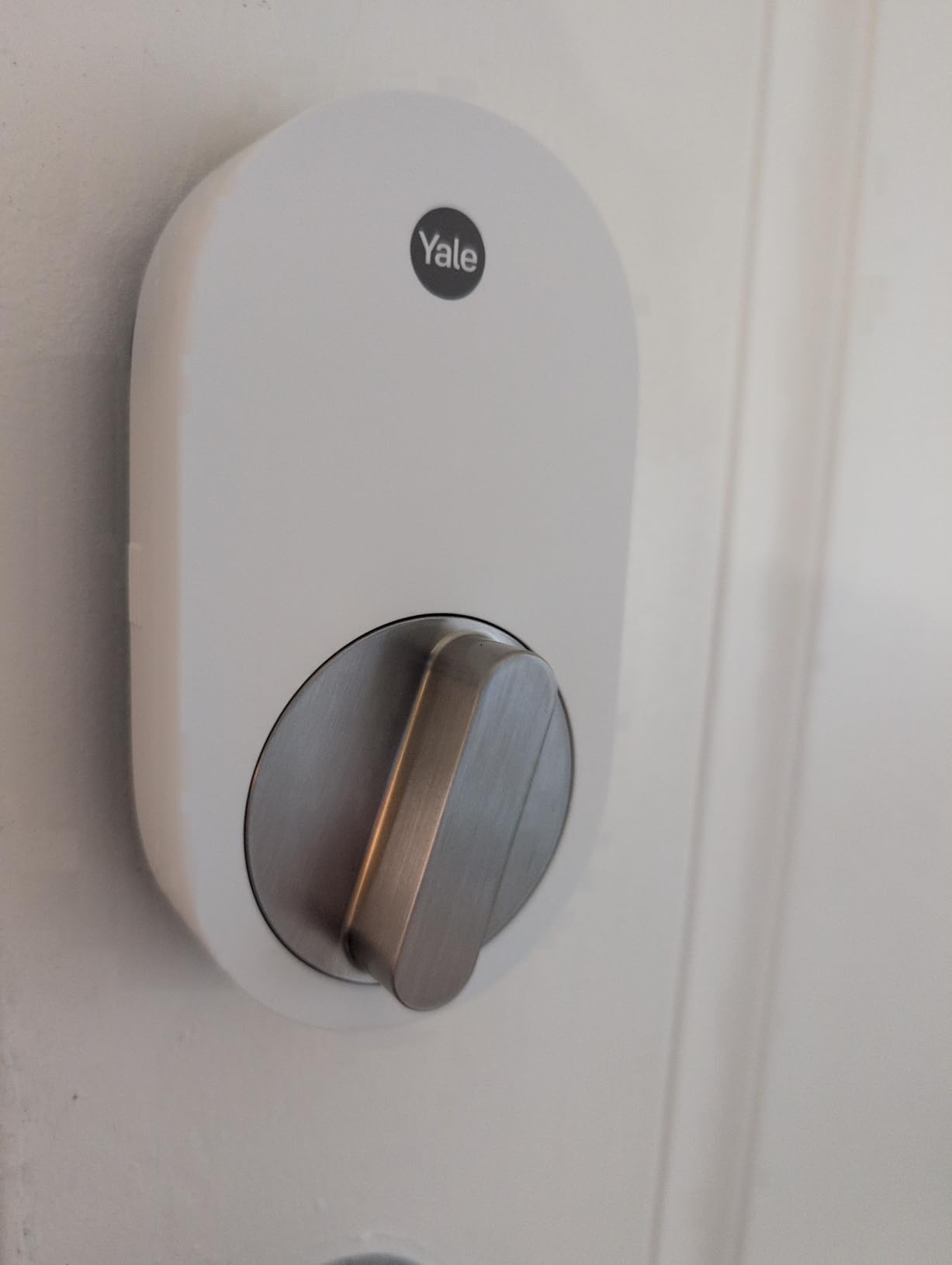 Yale Assure Lock 2 Matte Black Keyed Deadbolt Smart Lock with Google Matter, YRD510-MT1-BLK customer photo 1