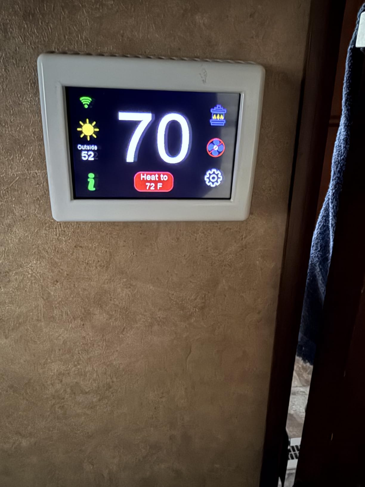 MICRO-AIR EasyTouch Digital RV Thermostat Replacement - WiFi and Bluetooth Enabled for Coleman MACH customer photo 2