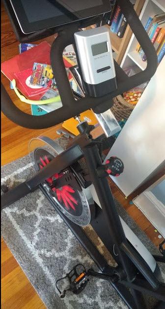 JOROTO Exercise Bike, Magnetic Stationary Bikes for Home with 40LBS Flywheel, App Supported Indoor Bike with 350LBS Weight Capacity, Low Noise,Digital Monitor,Bottle and Tablet Holder customer photo 1