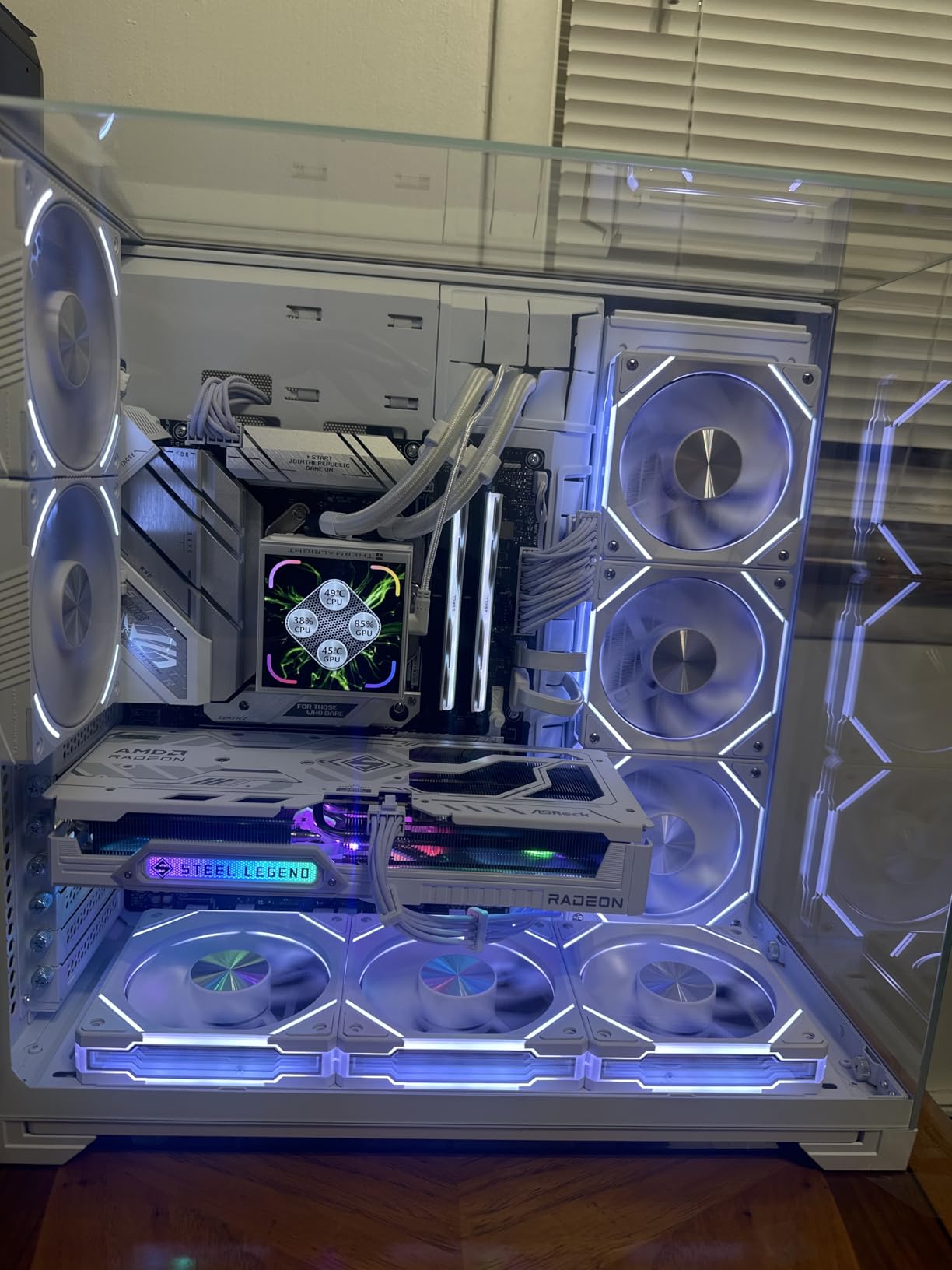 ROG Strix B650-A Gaming WiFi AMD B650 AM5 Ryzen Desktop 9000 8000 & 7000 ATX motherboard, 12 + 2 power stages, DDR5, 3x M.2 slot, PCIe 4.0, 2.5G LAN, WiFi 6E, USB 3.2 Gen 2x2 Type-C, Aura Sync customer photo 2