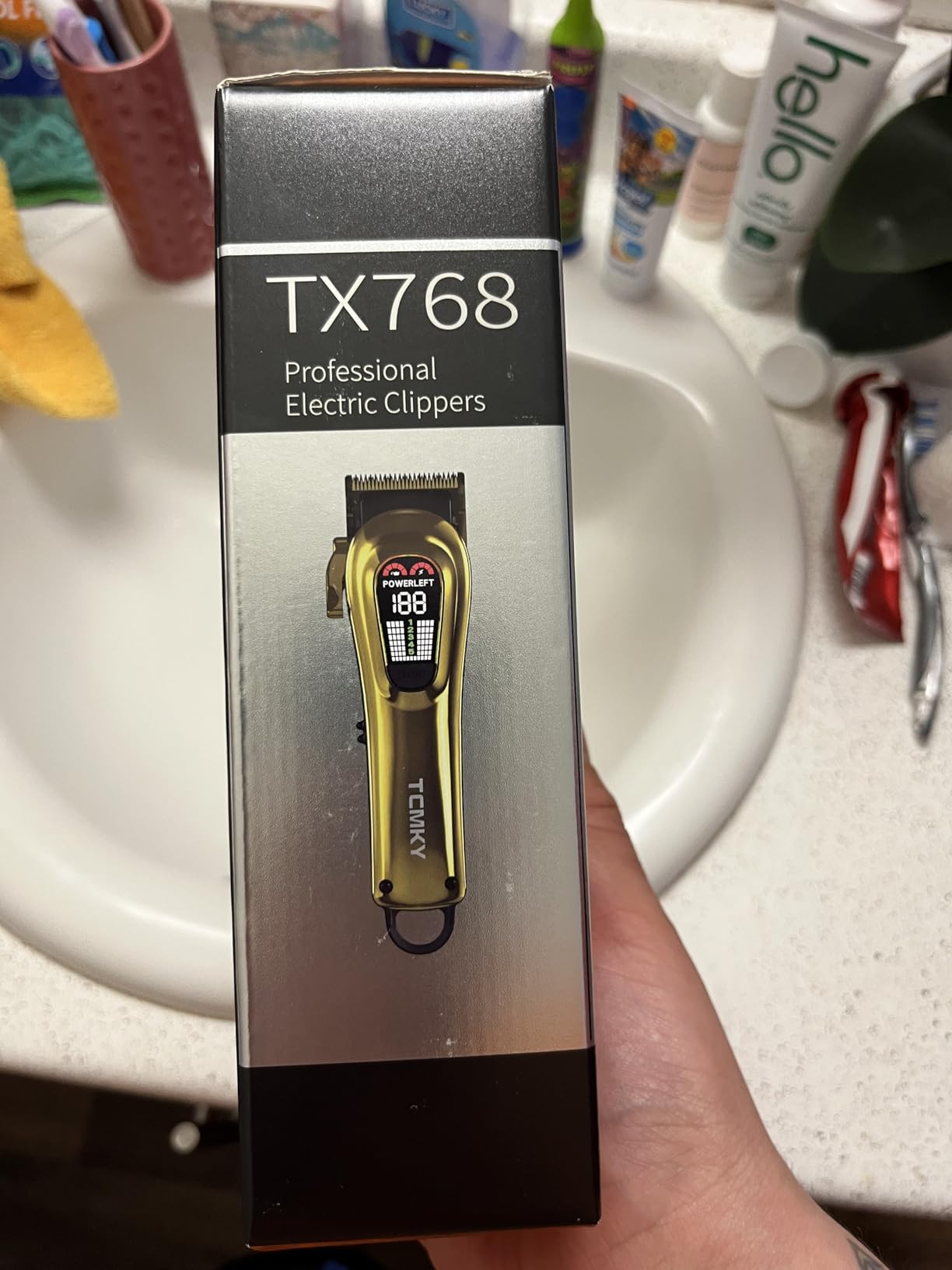 TCMKY Hair Clippers for Men Professional Clippers for Men Cordless&Corded Barber Clippers for Hair Cutting & Grooming. Rechargeable Hair Trimmer Kit for Household (Red) customer photo 1