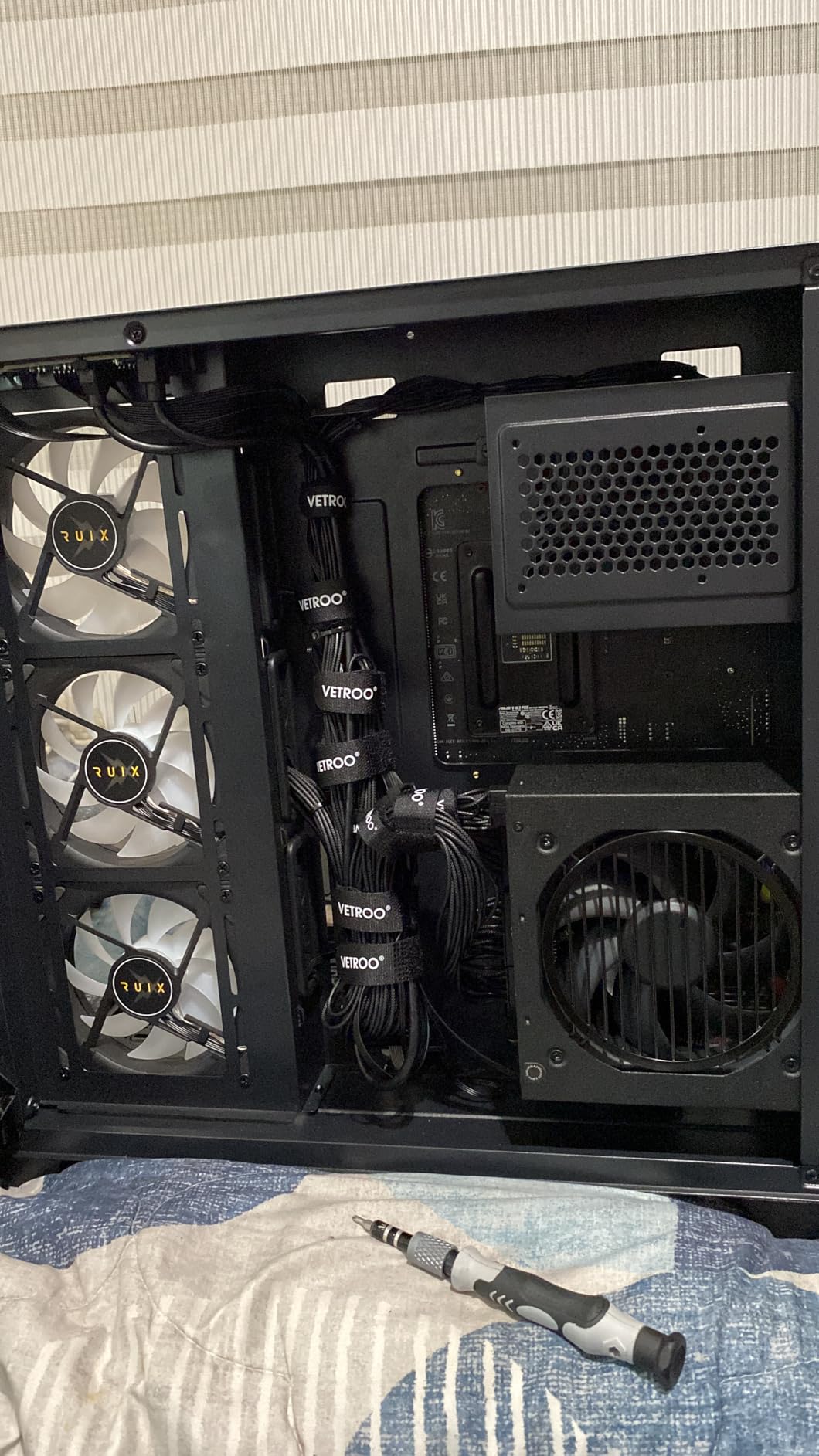 Vetroo 1000W Black Power Supply ATX 3.1 Ready Dual PCIe 5.1, 80 Plus Gold Full Modular, Eco Mode with 120mm FDB Fan, Compact Size, 10 Year Warranty for Gaming PC customer photo 2