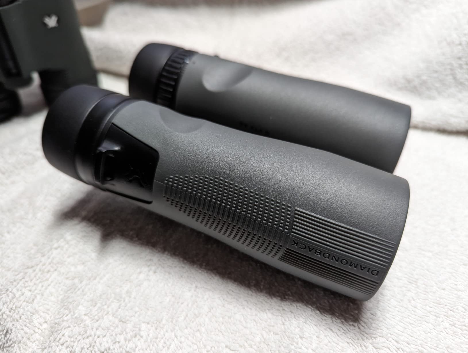 OPMOD Vortex Diamondback HD 10x42mm Roof Prism Binoculars, ArmorTek, Wolf Gray, DB-215-OP customer photo 1