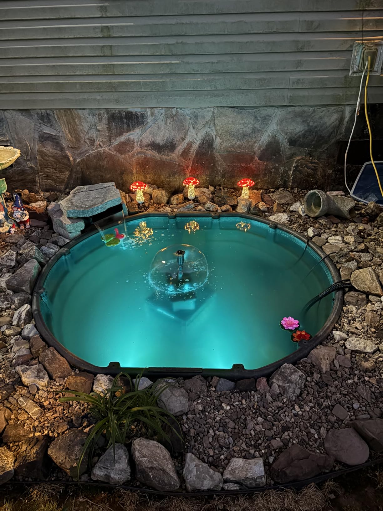 VIVOGROW Bio Pressure Pond Filter, with 13W UV-C Light, 1580 GPH Suitable for Koi Ponds up to 800 Gallons or Landscape Pools up to 1600 Gallons customer photo 1