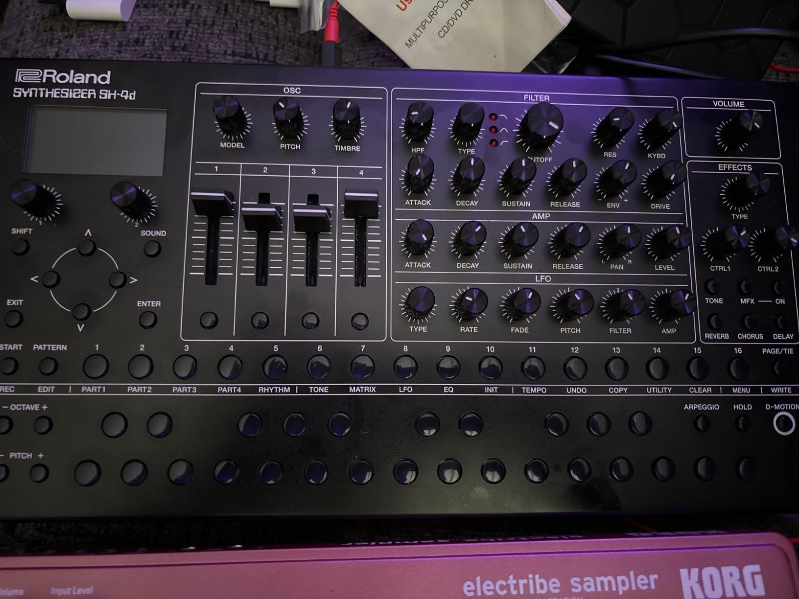 Roland SH-4d Compact Desktop Synthesizer | 11 OSC Models | Professional Sound Design Tools | Perfect for Studio & Stage | Hands-On Workflow | Multitimbral Pattern Sequencer | Extensive FX customer photo 1