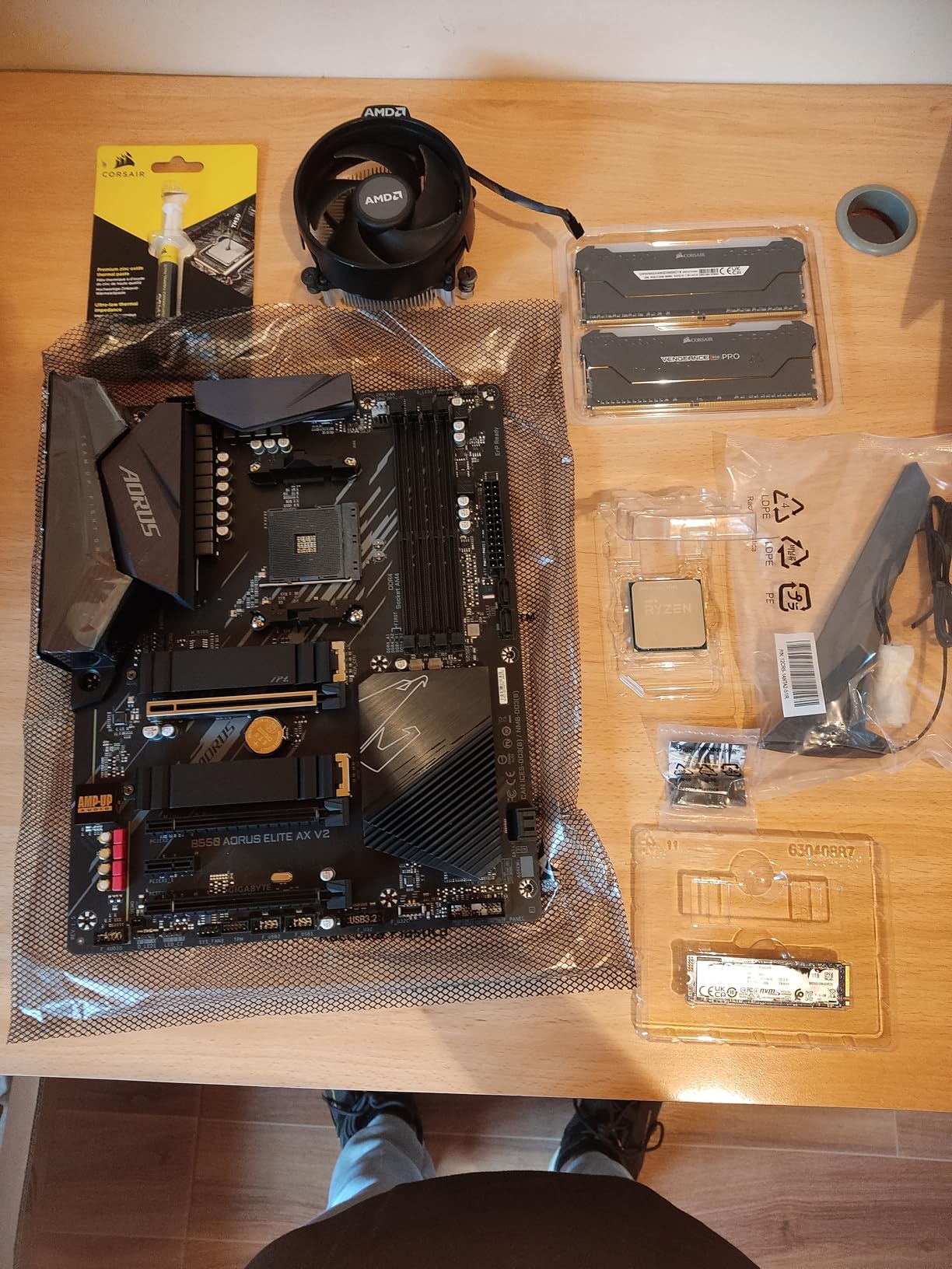 GIGABYTE B550M AORUS Elite AX (rev 1.3) AMD AM4 mATX Motherboard, Supports Ryzen 5000/4000/3000 Processors, DDR4, 5+3 Power Phase, 2X M.2, PCIe 4.0, USB 3.2, WIFI6E, GbE LAN, Q-Flash Plus, RGB Fusion customer photo 1