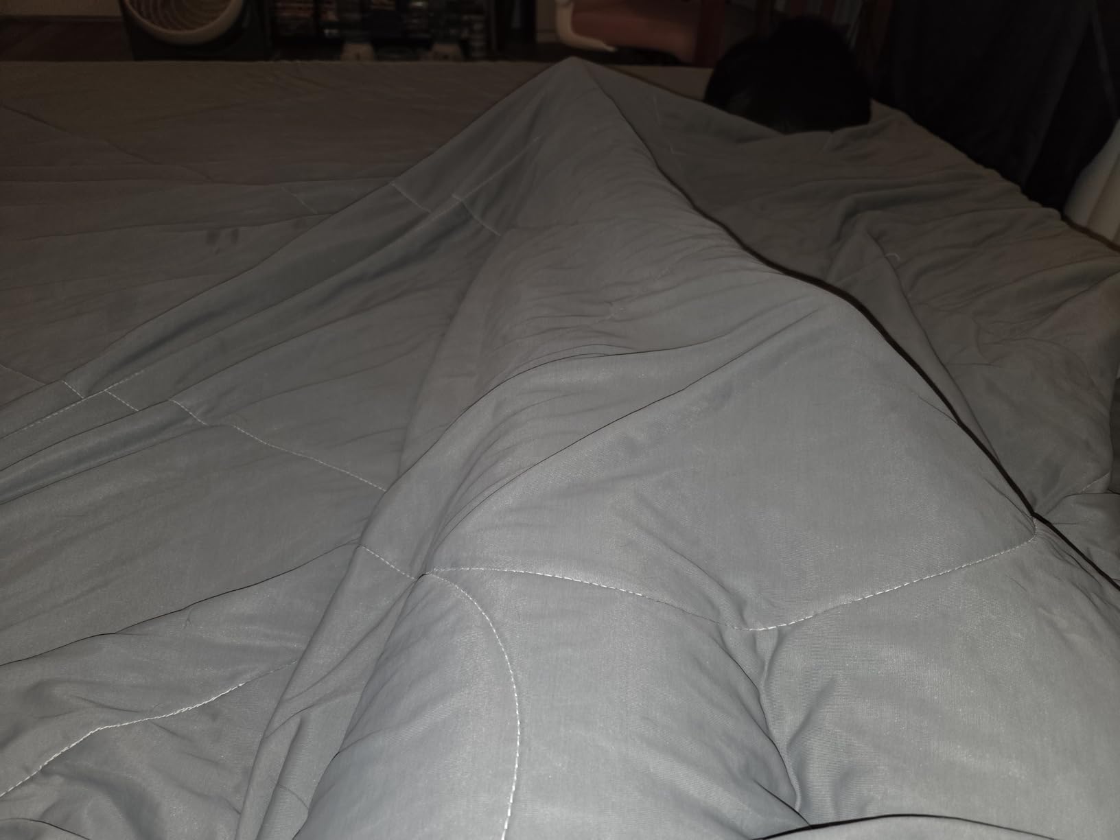 HOMFINE Cooling Comforter Japanese Double-Sided Cold Tech Fabric Cooling Blanket for Night Sweats Hot Sleepers, Q-Max 0.45 Soft Breathable Silky Smooth Lightweight Grey Summer Comforter Queen customer photo 2