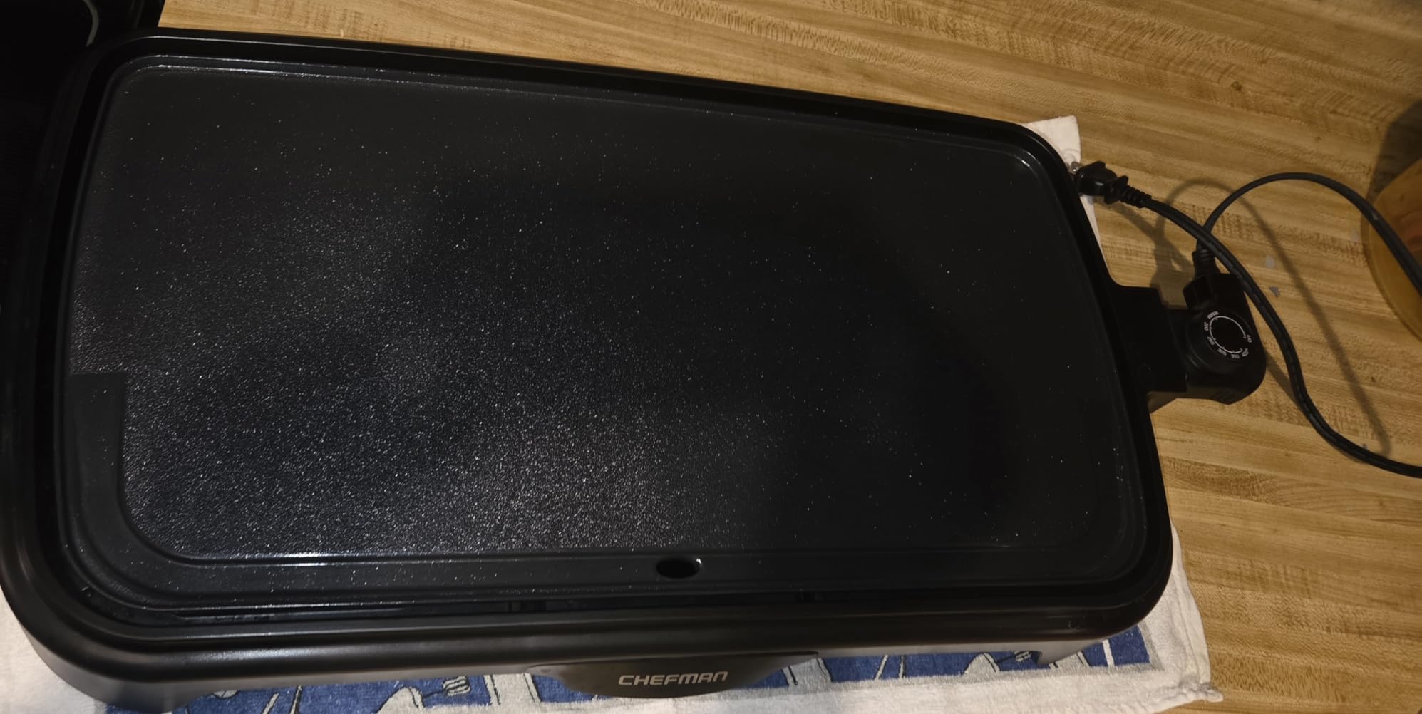 Chefman XL Electric Griddle with Removable Temperature Control, Immersible Flat Top Grill, Burger, Eggs, Pancake Griddle, Nonstick Extra Large Cooking Surface, Slide Out Drip Tray, 10 x 20 Inch customer photo 1