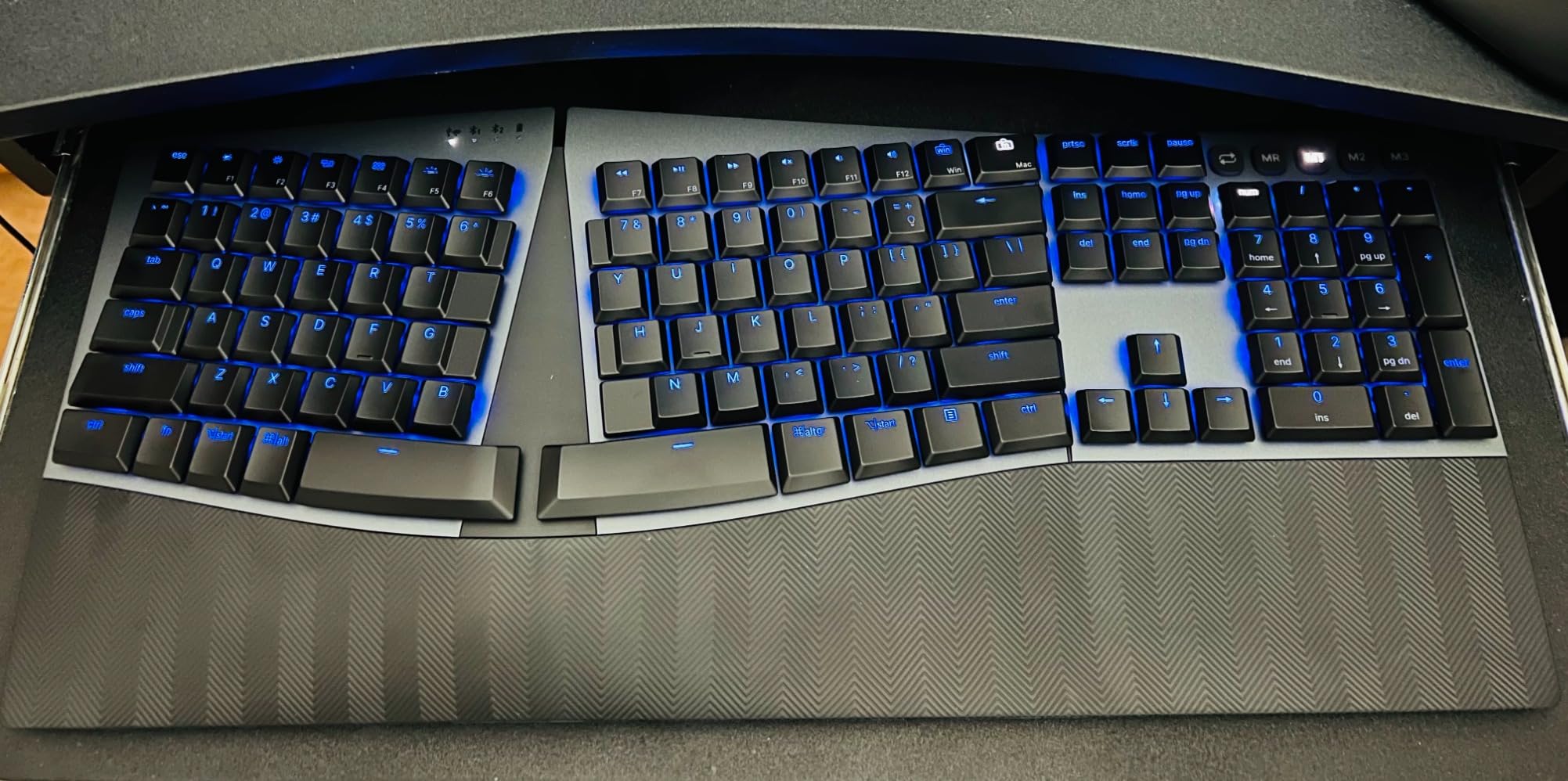 Perixx PERIBOARD-835BR Wireless Ergonomic Mechanical Keyboard - RGB Backlit - Low-Profile Brown Tactile Switches - Multi-Device Connection - Compatible with Windows and Mac OS X - US English customer photo 1