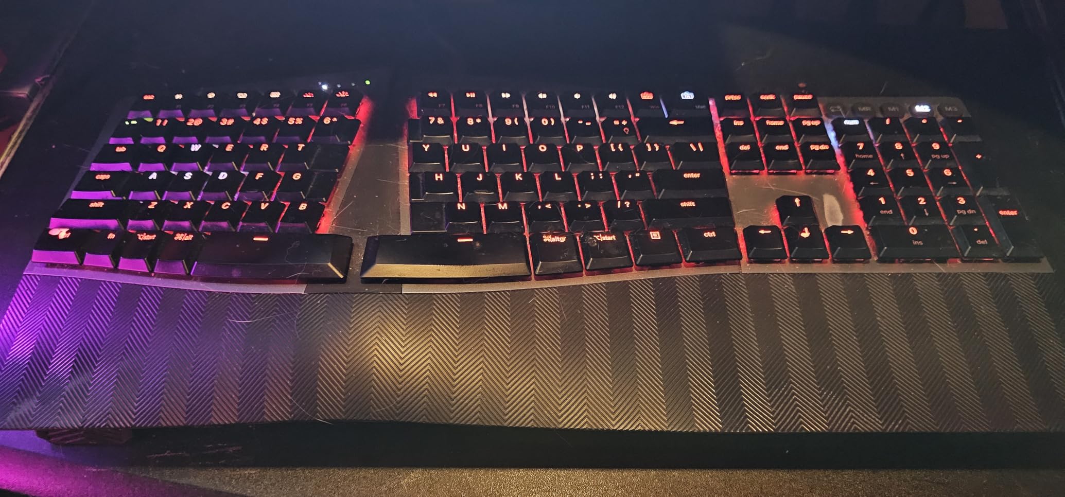 Perixx PERIBOARD-835BR Wireless Ergonomic Mechanical Keyboard - RGB Backlit - Low-Profile Brown Tactile Switches - Multi-Device Connection - Compatible with Windows and Mac OS X - US English customer photo 2