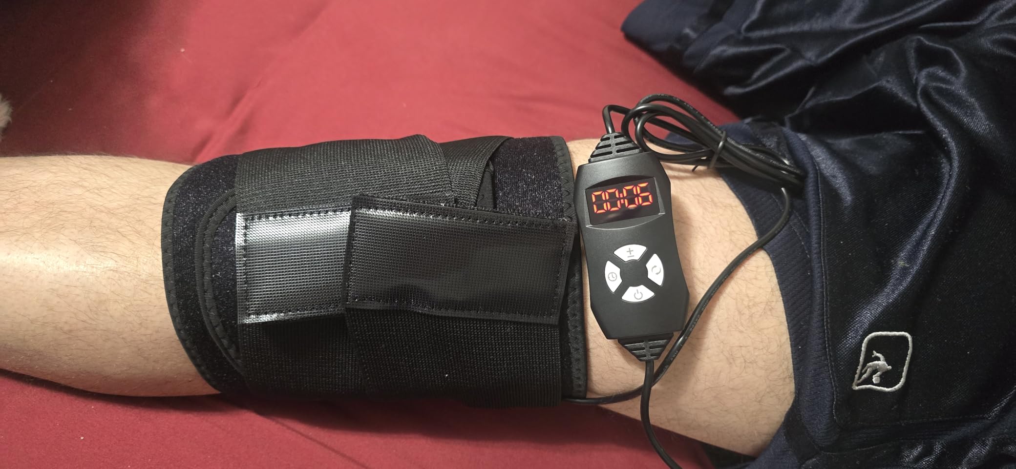 Red Light Therapy Pad for Body Back Knee Shoulder Hands Feet Portable 660nm 850nm Home Use 3 Chips in 1 Infrared Light Heating Wrap Belt Gift for Women Men (Corded) customer photo 1