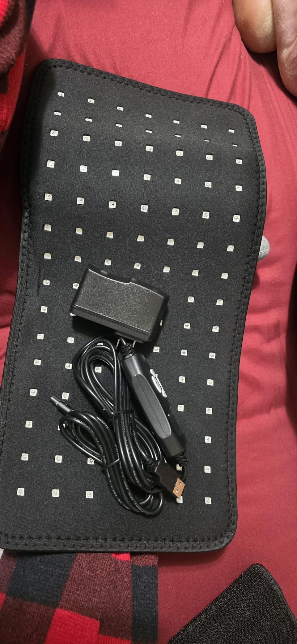 Red Light Therapy Pad for Body Back Knee Shoulder Hands Feet Portable 660nm 850nm Home Use 3 Chips in 1 Infrared Light Heating Wrap Belt Gift for Women Men (Corded) customer photo 2