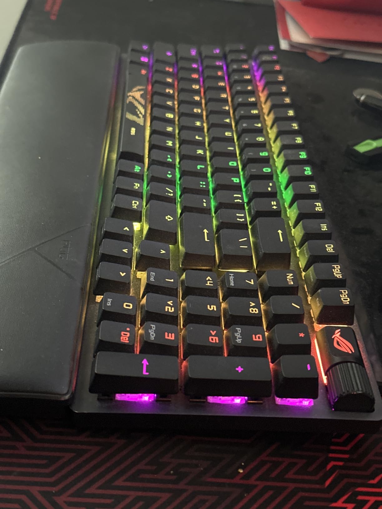 ASUS ROG Strix Scope II 96 Wireless Mechanical Gaming Keyboard - 96% Full-Size, Tri-Mode Connectivity, Hot Swappable Pre-lubed ROG NX Snow Linear Switches, PBT Keycaps, RGB, PC/Mac Support-Black customer photo 1