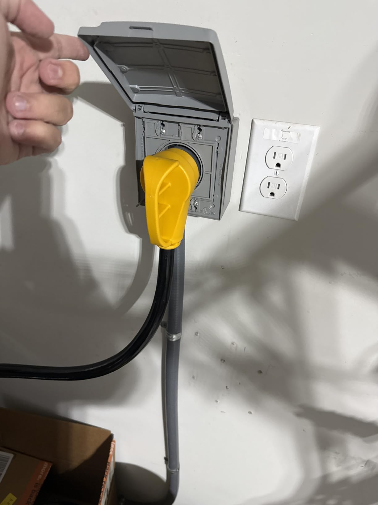 POWGRN NEMA 14-50P to NEMA 14-50R 25FT 50 Amp RV/EV Extension Cord Outdoor with Grip Handle, Flexible 4 Prong Heavy Duty RV Power Cord Waterproof customer photo 2