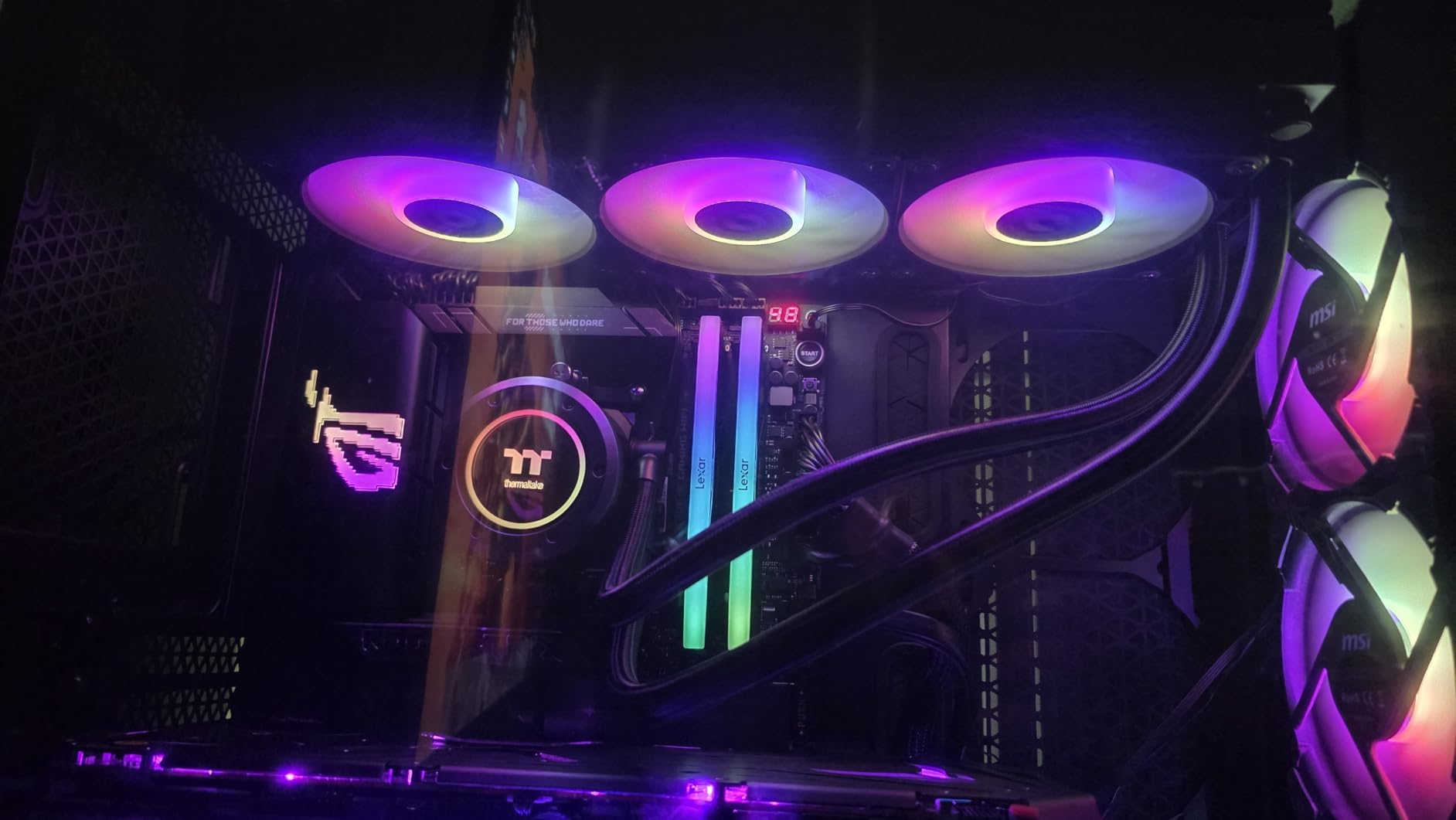 Thermaltake TH240 ARGB Sync V2 CPU Liquid Cooler/AIO Liquid Cooling/Fan 120mm*2/PWM 500~2000 RPM/Mirror Waterblock/MB ARGB Sync Control customer photo 1