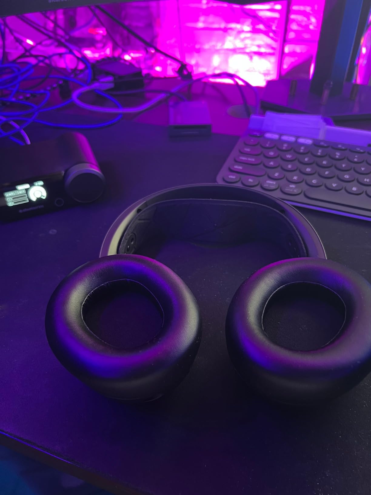 SteelSeries Arctis Nova Pro Wireless Multi-System Gaming Headset - Premium Hi-Fi Drivers - Active Noise Cancellation - Infinity Power System - ClearCast Gen 2 Mic - PS5, PS4, PC, Switch, Mobile customer photo 2
