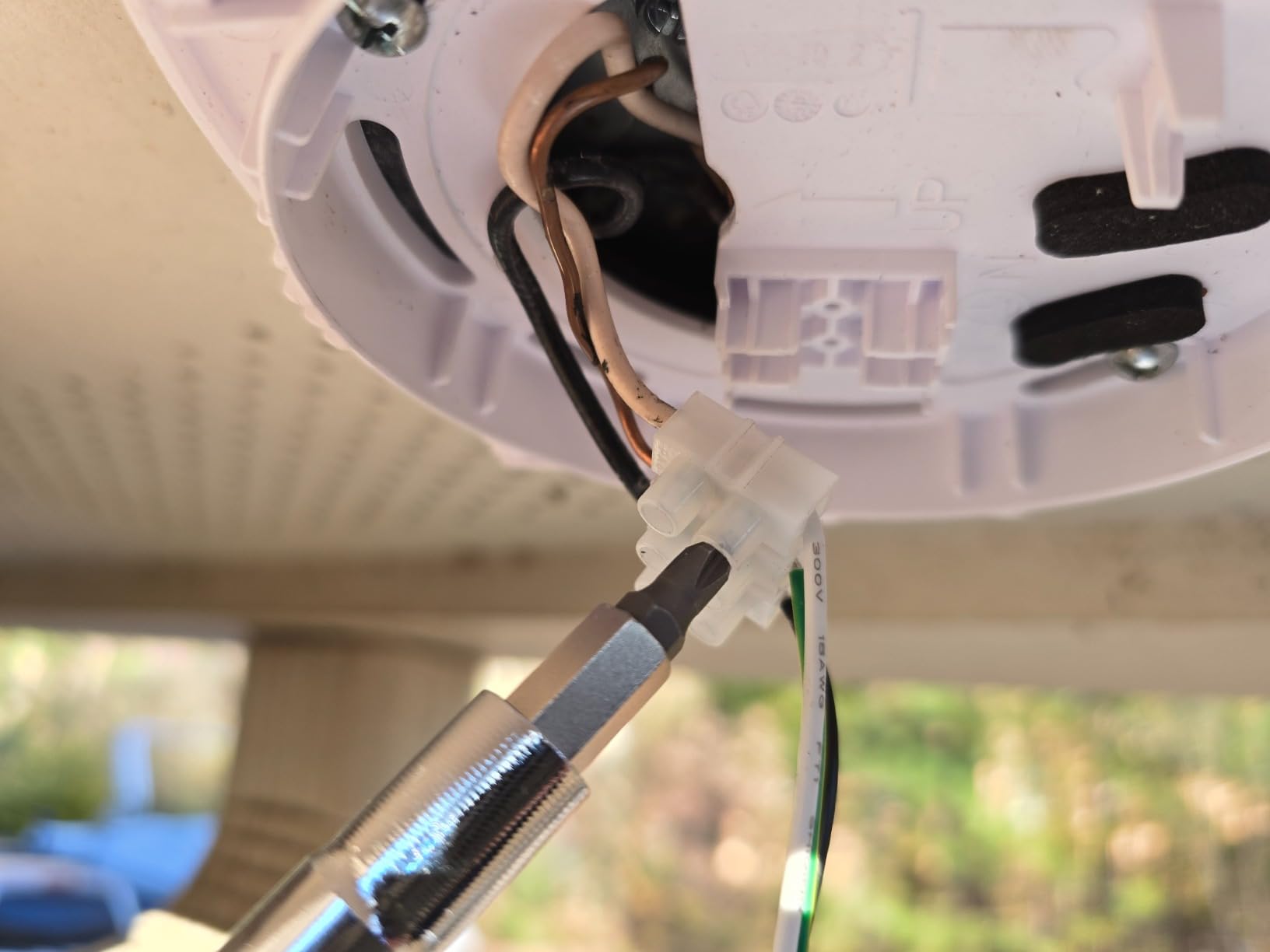 eufy Security Dual-Lens 360°Coverage Floodlight Camera E340 customer photo 1