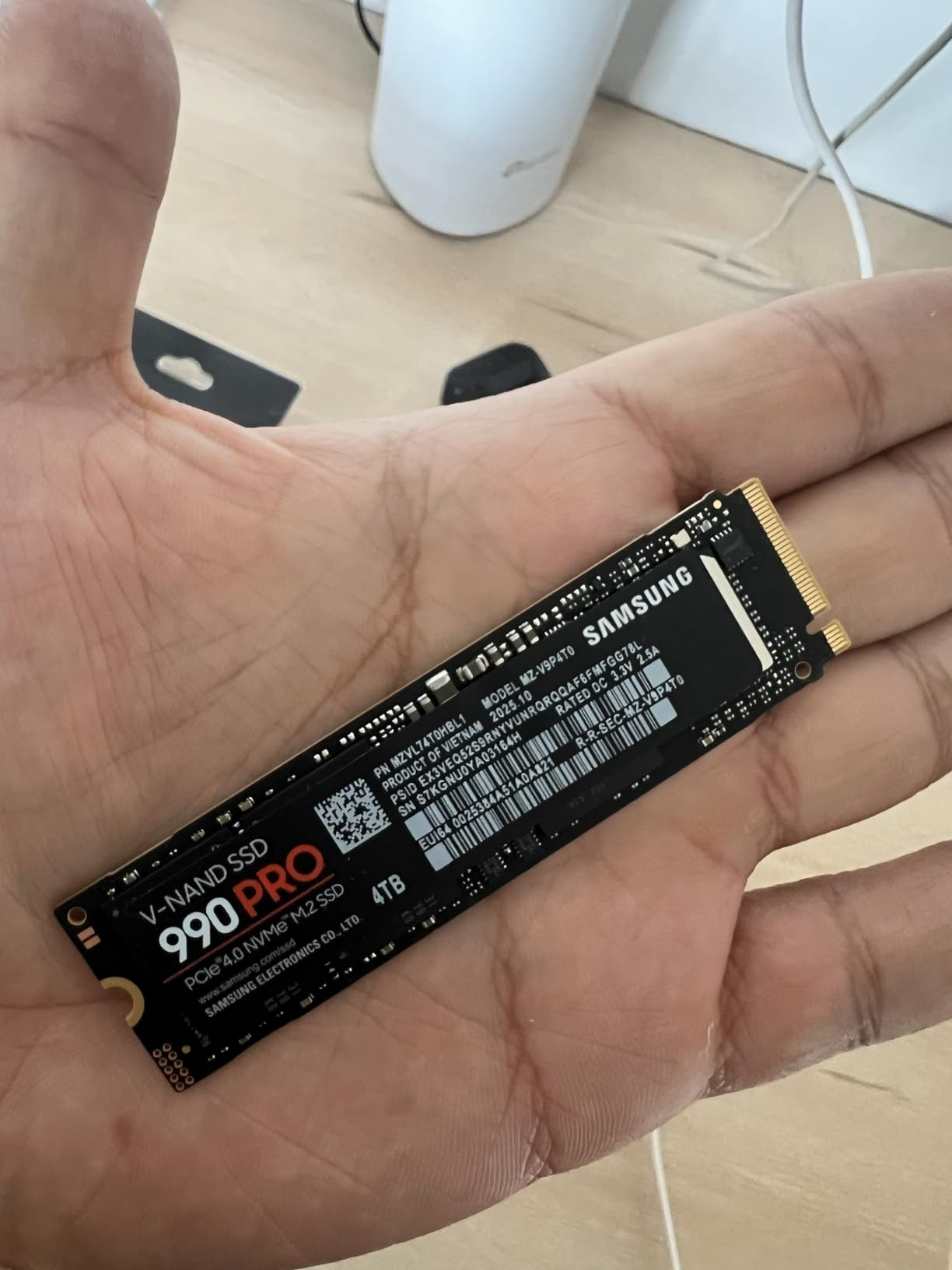 Samsung 990 PRO SSD 4TB PCIe 4.0 M.2 2280 Internal Solid State Hard Drive, Seq. Read Speeds Up to 7,450 MB/s for High End Computing, Gaming, and Heavy Duty Workstations customer photo 2