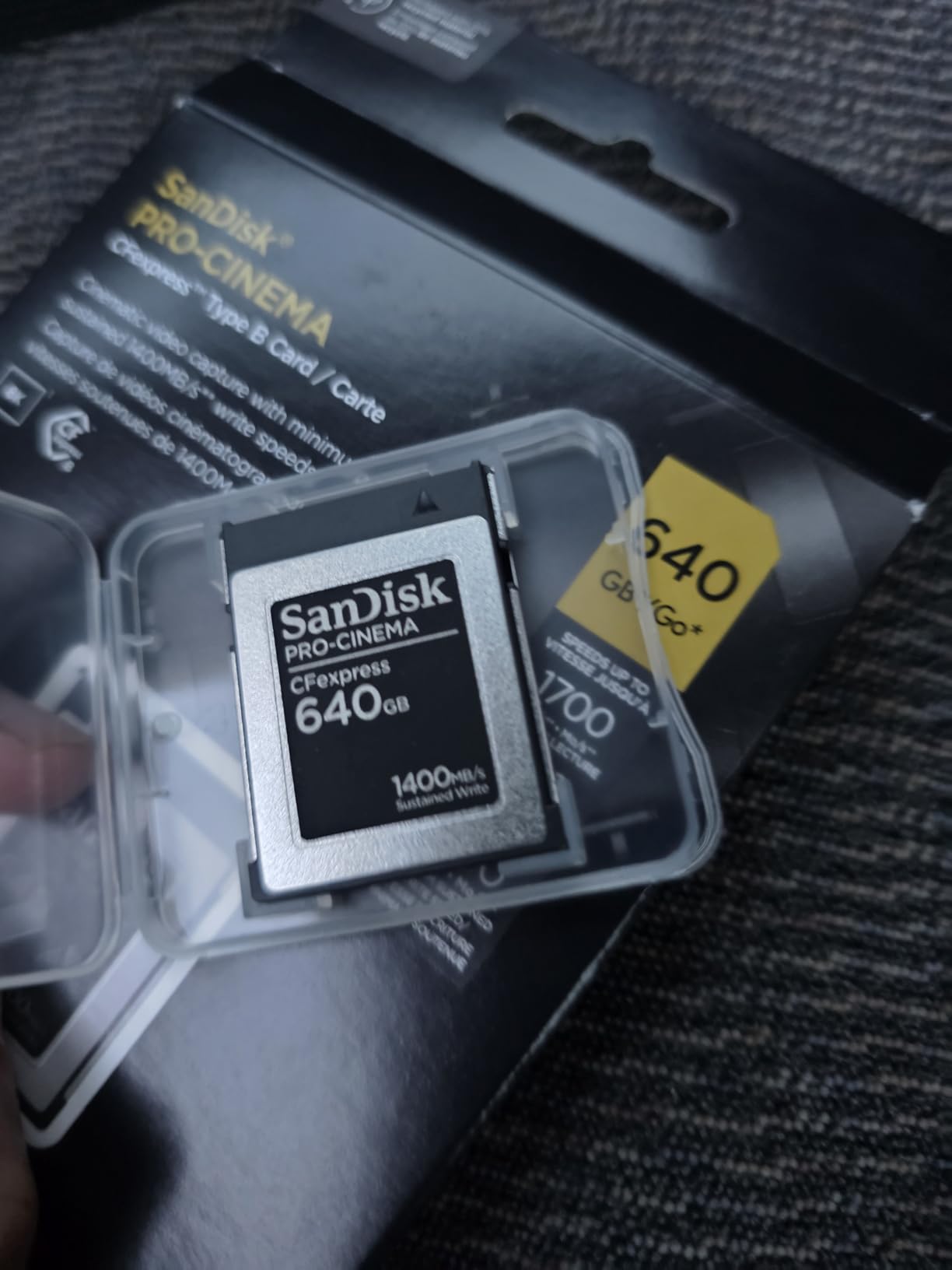 SanDisk 320GB PRO-Cinema CFexpress Type B customer photo 1