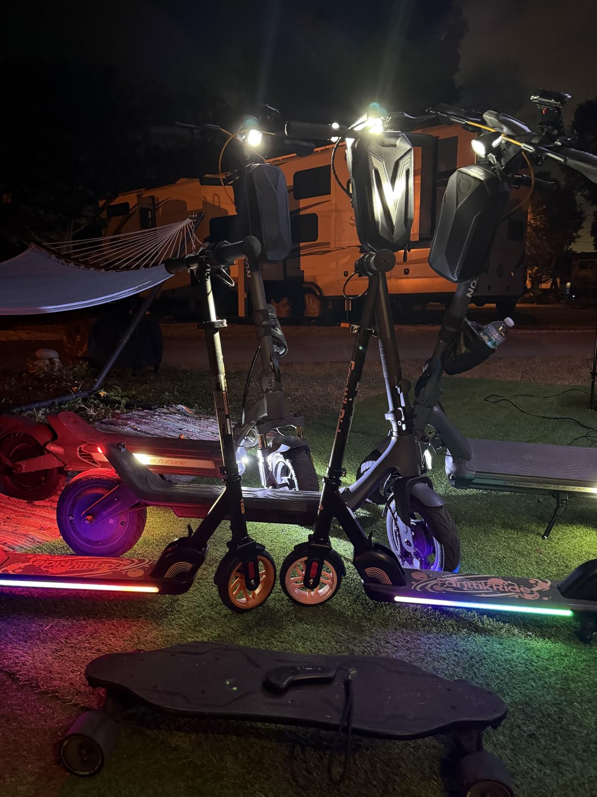 Electric Scooter- Electric Scooter for Aults,1000-1600W Peak,up to 25-31MPH,25-50Miles Range,220-330lb Load,Foldable E-Scooter for Adult Teens with Damping Adjustable Full Suspensions,Turn Signals customer photo 2