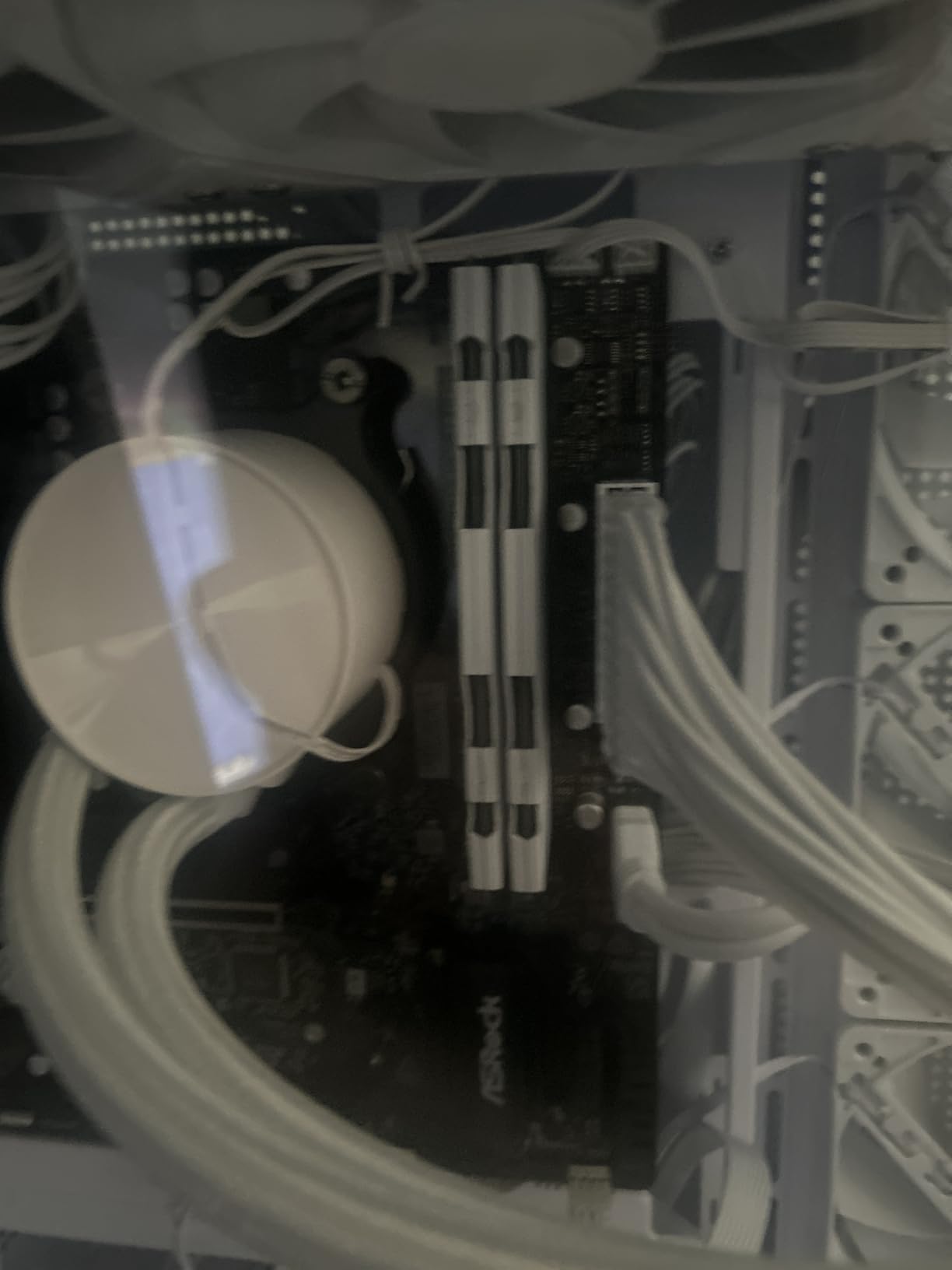 Acclamator DDR5 32GB 5600MHz RAM (16GBx2) PC5-44800 Desktop DIMM CL42 with Heatsink White customer photo 1