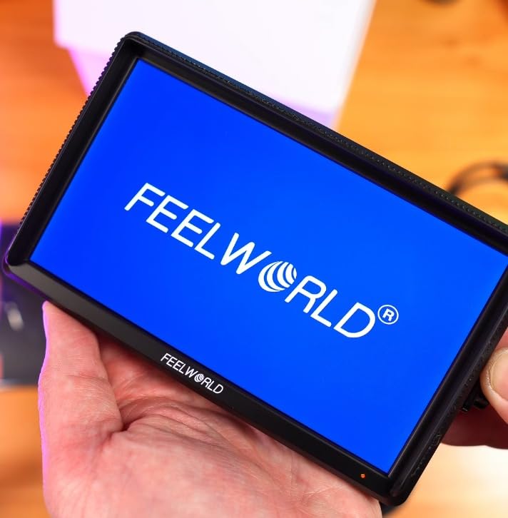 FEELWORLD S55 V3 6 inch Camera DSLR Field Monitor with F550 Battery 2200mAh and Case, Small Full HD 1920x1080 IPS LUT Video Peaking Focus Assist with 4K HDMI customer photo 1
