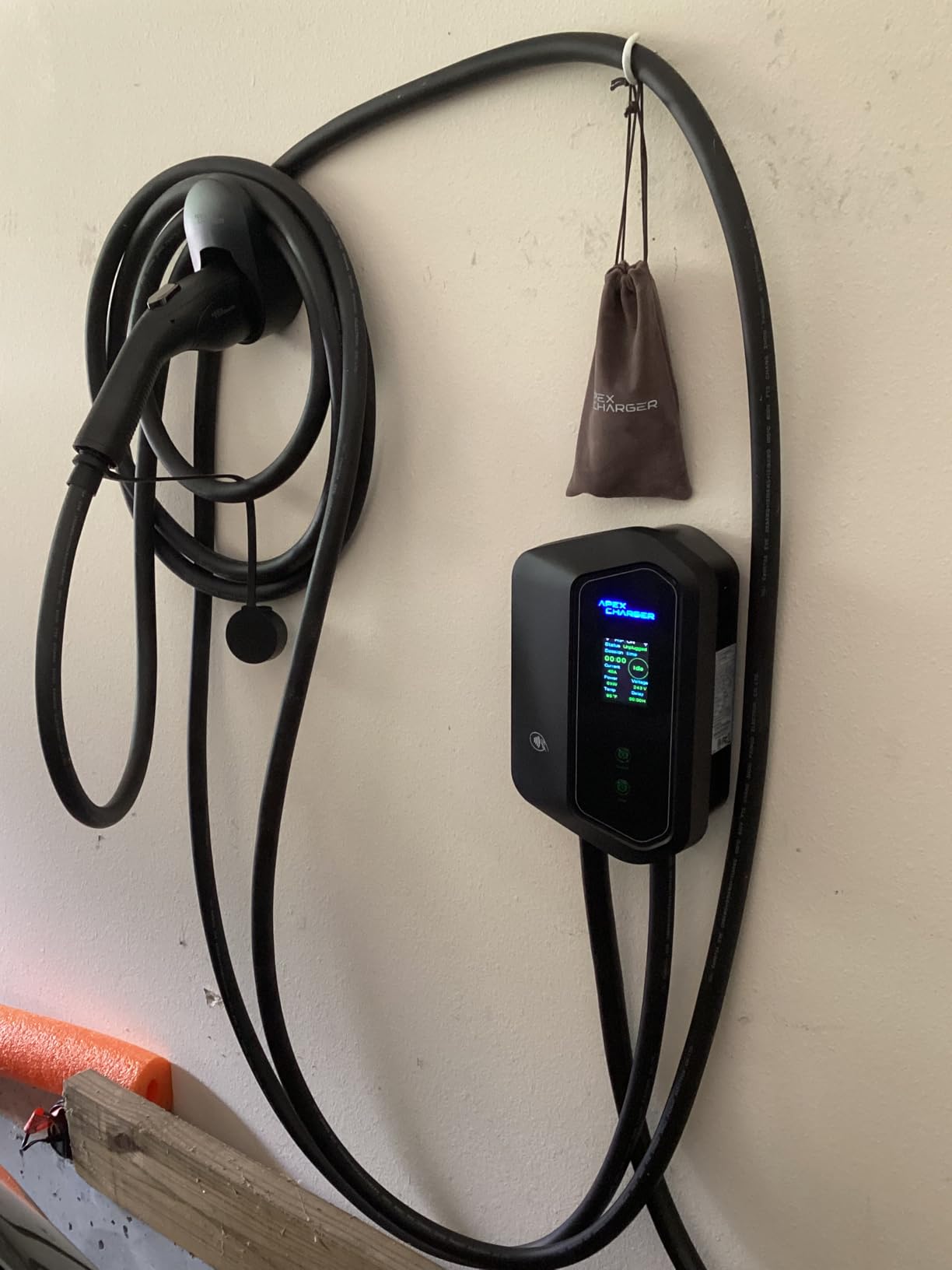 MACH 1: Fast 48 Amp Level 2 EV Charger, Wall-Mount Electric Vehicle Charging Station, 200-240V Hardwire or NEMA 14-50, J1772 & Tesla NACS, Indoor/Outdoor, 30ft Cable customer photo 1