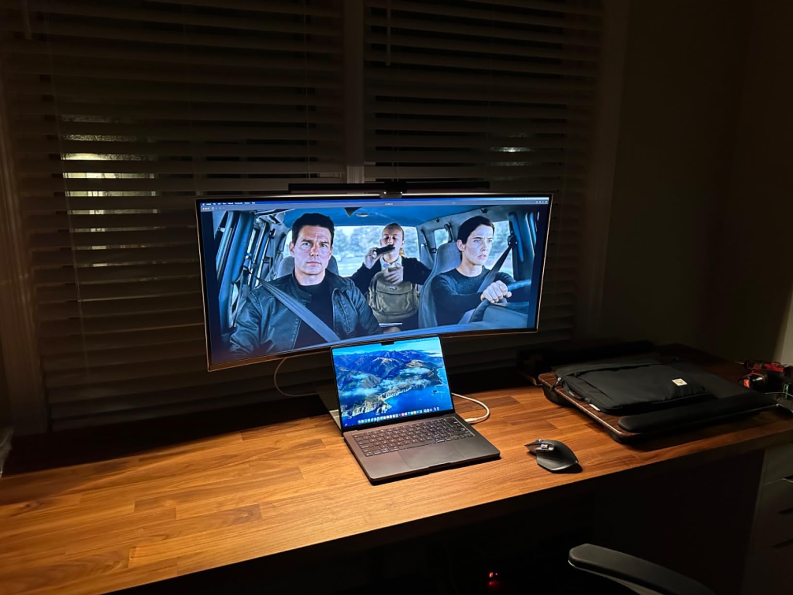 LG 38WR85QC-W 38 inch Curved UltraWide WQHD Nano IPS VESA DisplayHDR 600 144Hz 1ms USB Type-C 90W Computer Monitor NVIDIA G-SYNC AMD FreeSync Premium Pro customer photo 1