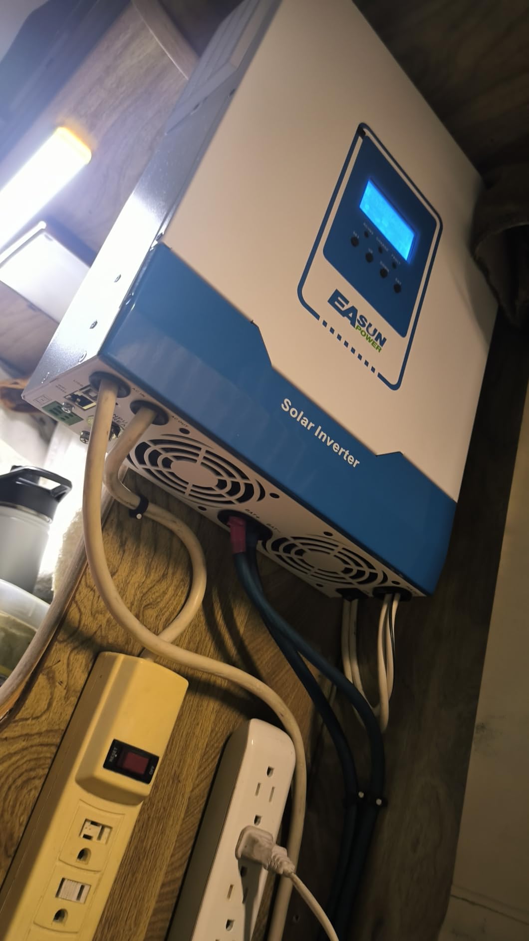 POWLAND 3600W Solar Inverter, Pure sine Wave Inverter, 48V to 110V/120V, Built-in 80A MPPT Controller, Suitable for Homes, RVs, and can be Used with Lithium Lead-Acid Gel Battery Off-Grid Systems customer photo 2