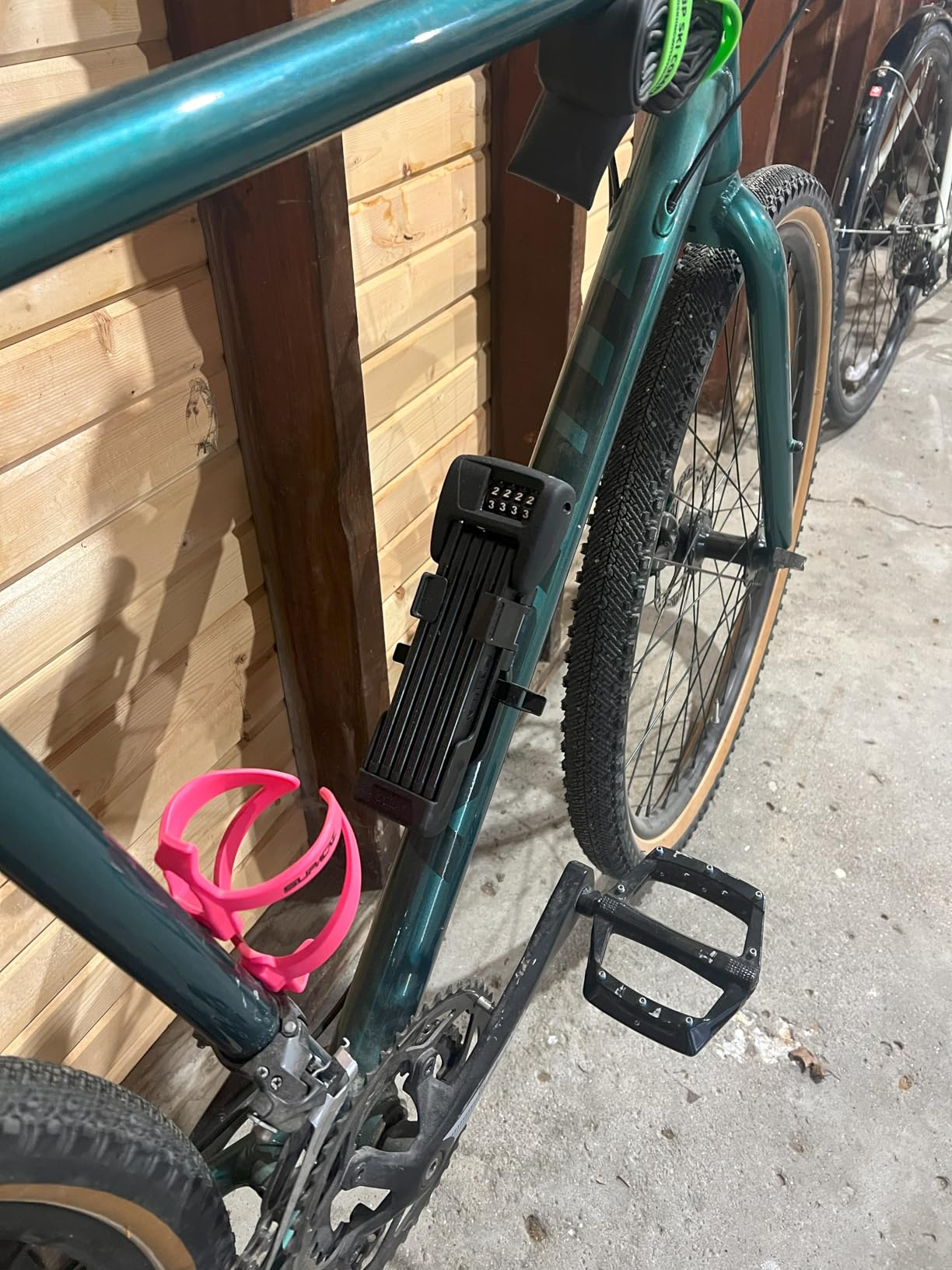 Bikebac Tracker - Bike Tracker with Apple Find My - Global GPS Location on iPhone, iPad, Mac & Apple Watch - Waterproof customer photo 1