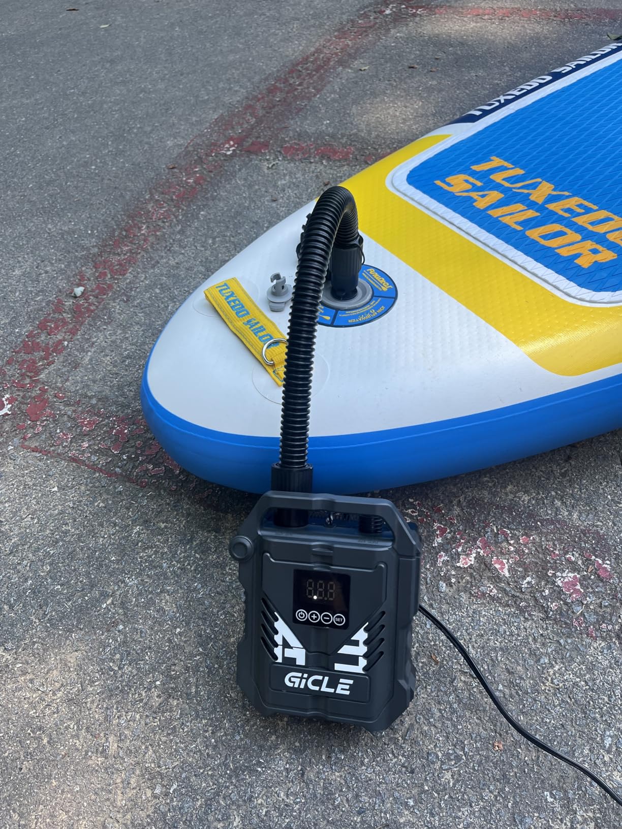 GICLE Paddle Board Pump Electric Portable with 12V DC Car Connector, 22PSI Electric SUP Pump for Inflatables Paddleboard, Bed, Mattress with Dual Stage Inflation and Boat Accessories customer photo 1