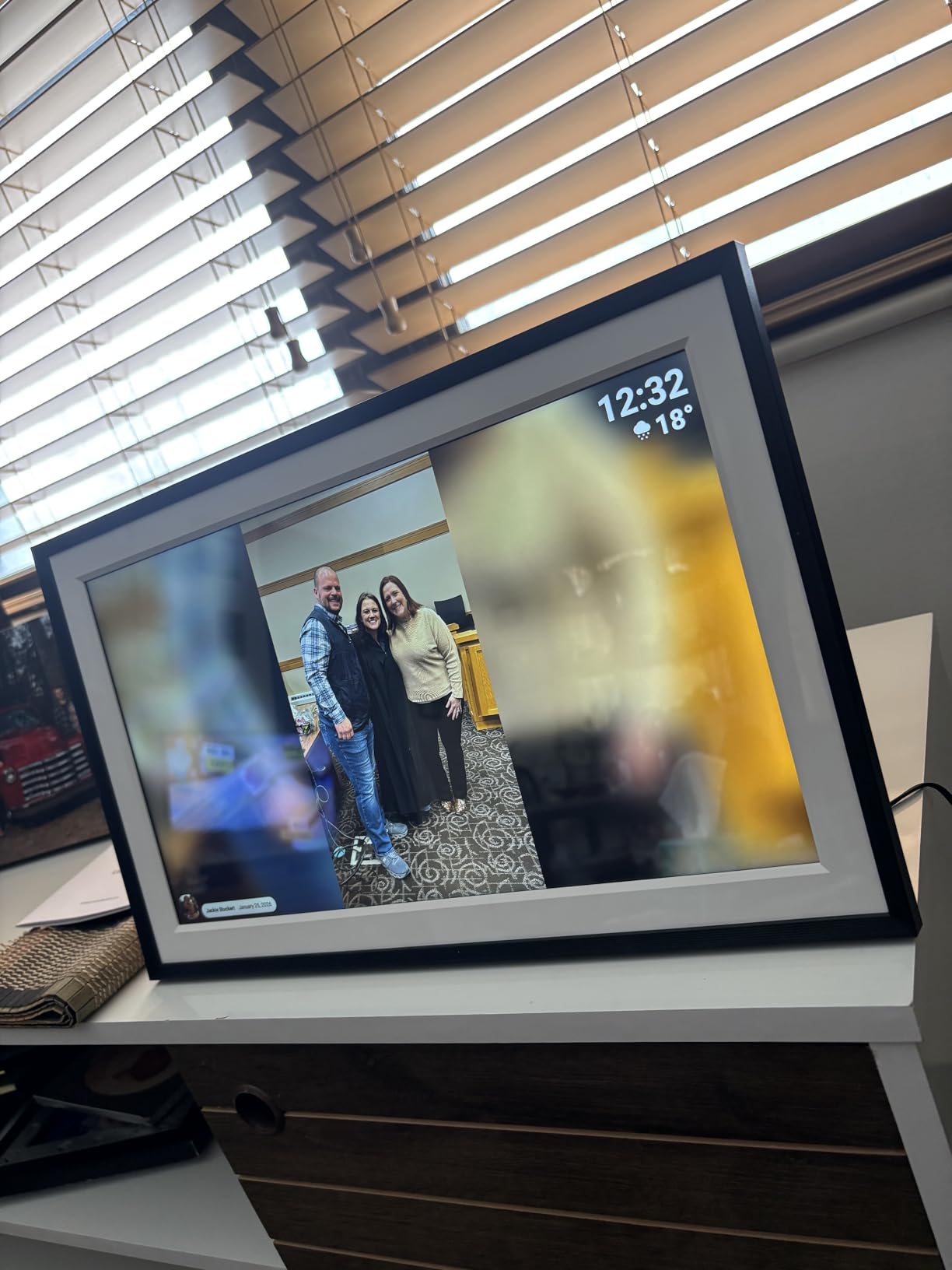 Digital Picture Frame, Frameo 15.6 Inch Large Digital Photo Frame WiFi, 1920x1080 IPS FHD Touch Screen, 32GB, Tabletop & Wall-Mounted customer photo 2