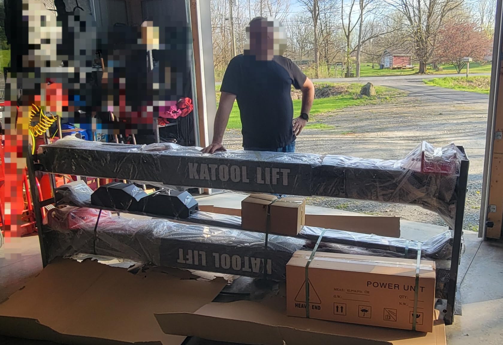 KATOOL 11000lbs Single Point Lock Release Direct Drive Two Post Lift Asymmetry Arm 3+2 Double S Design 2 Post Lift Auto Lift 2-Post Lift Clear Floor Car Lift, 220V customer photo 2