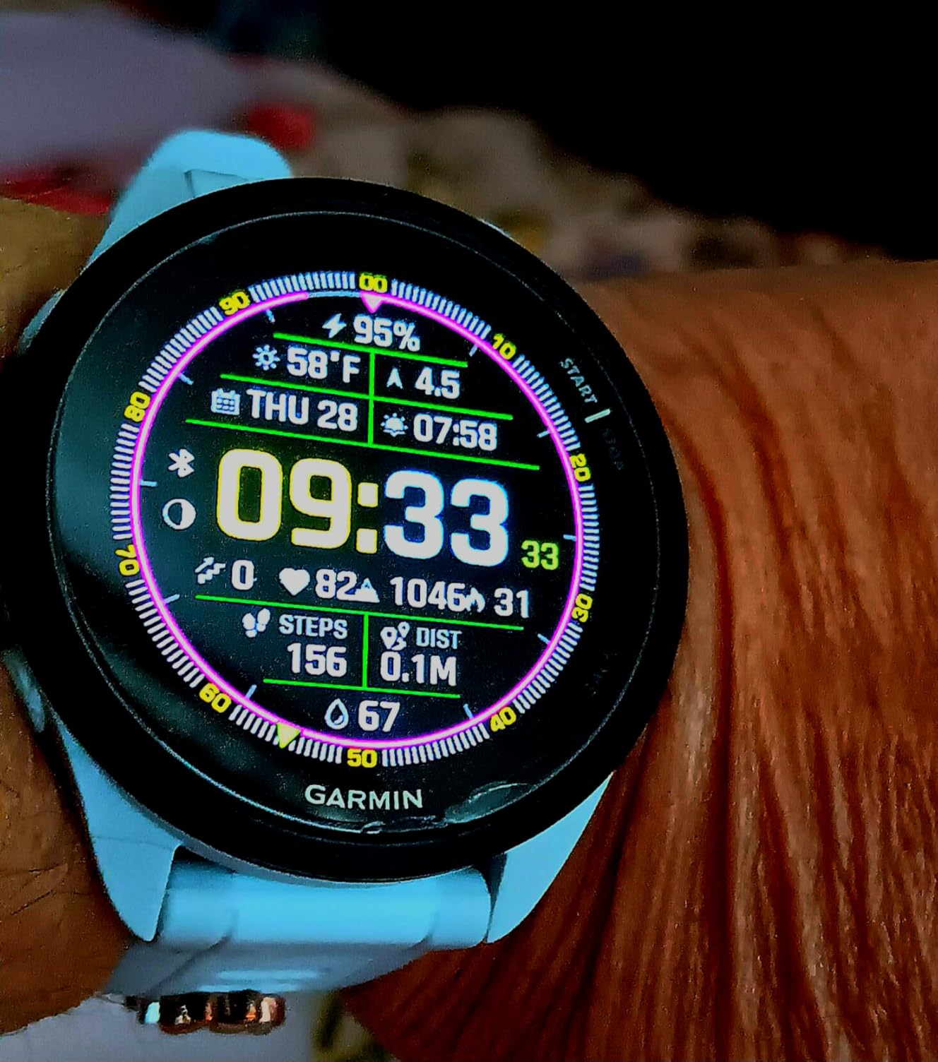 Garmin Forerunner 165, Running Smartwatch, Colorful AMOLED Display, Training Metrics and Recovery Insights, Whitestone customer photo 1