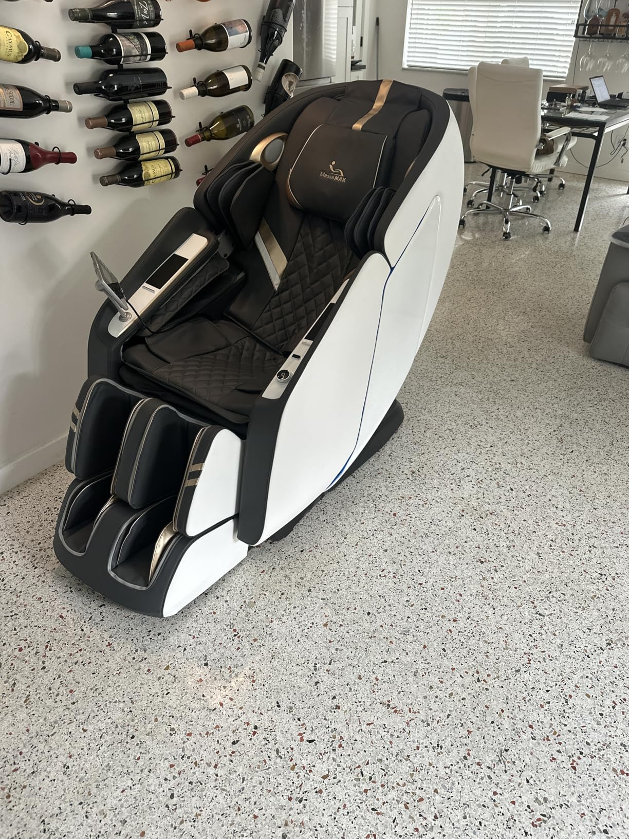 MassaMAX 4D Full Body Massage Chair with Zero Gravity, Extendable Footrest, SL Track, 15 Modes, AI Voice Control, Yoga Stretch, Foot Rollers, and Waist & Calves Heating Comfort with Cover (White) customer photo 2