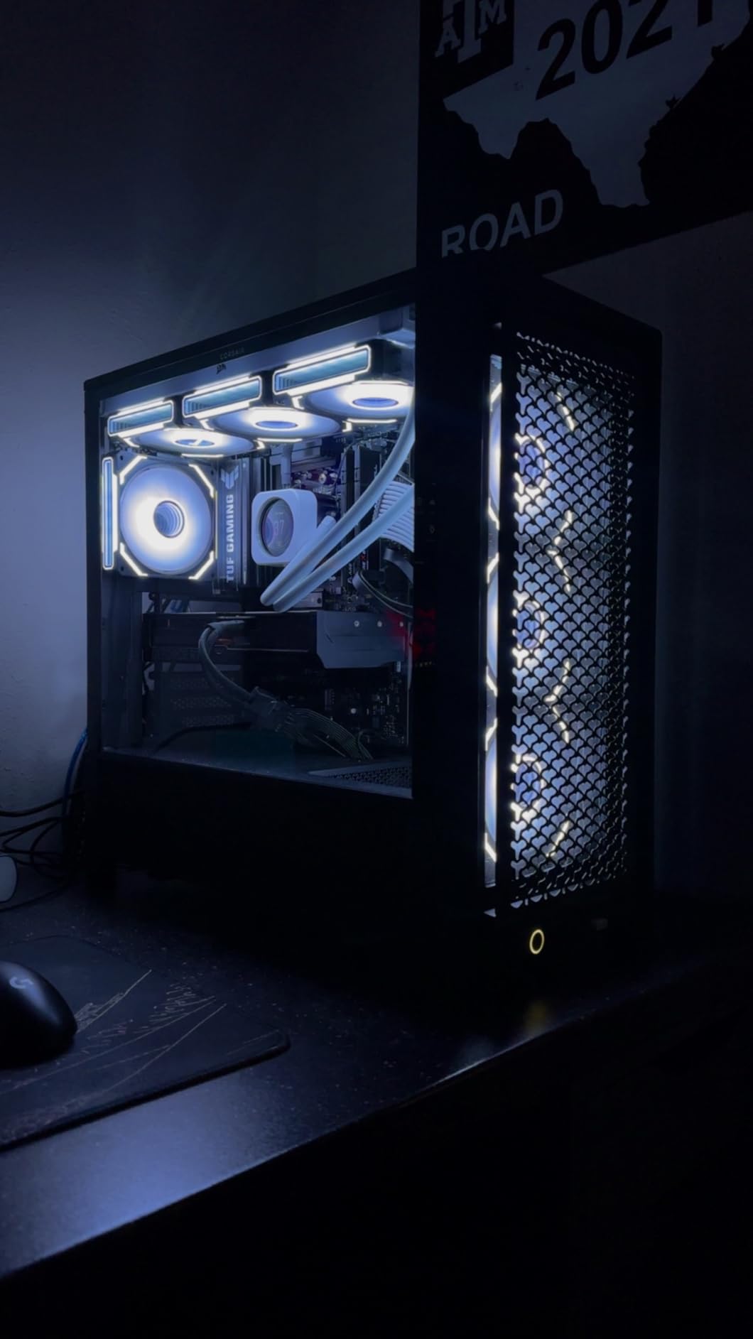 AsiaHorse COSMIQ 120mm Case Fan, Infinity Mirror FDB Reverse Fan with 5V 3-PIN Connector and Small Controller, 2000 RPM and 68.5CFM, 3Pack customer photo 1