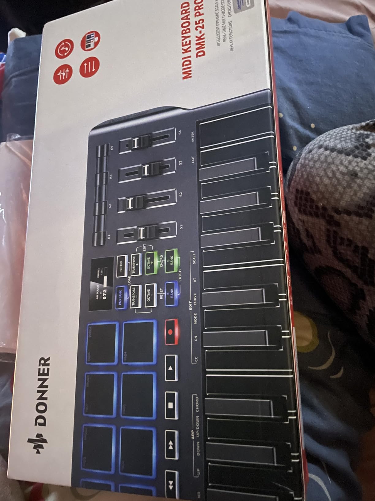 Donner DMK 25 Pro - 25 Key USB-C MIDI Keyboard with 8 Drum Pads, OLED Display, 16 Smart Scales, Arpeggio customer photo 2