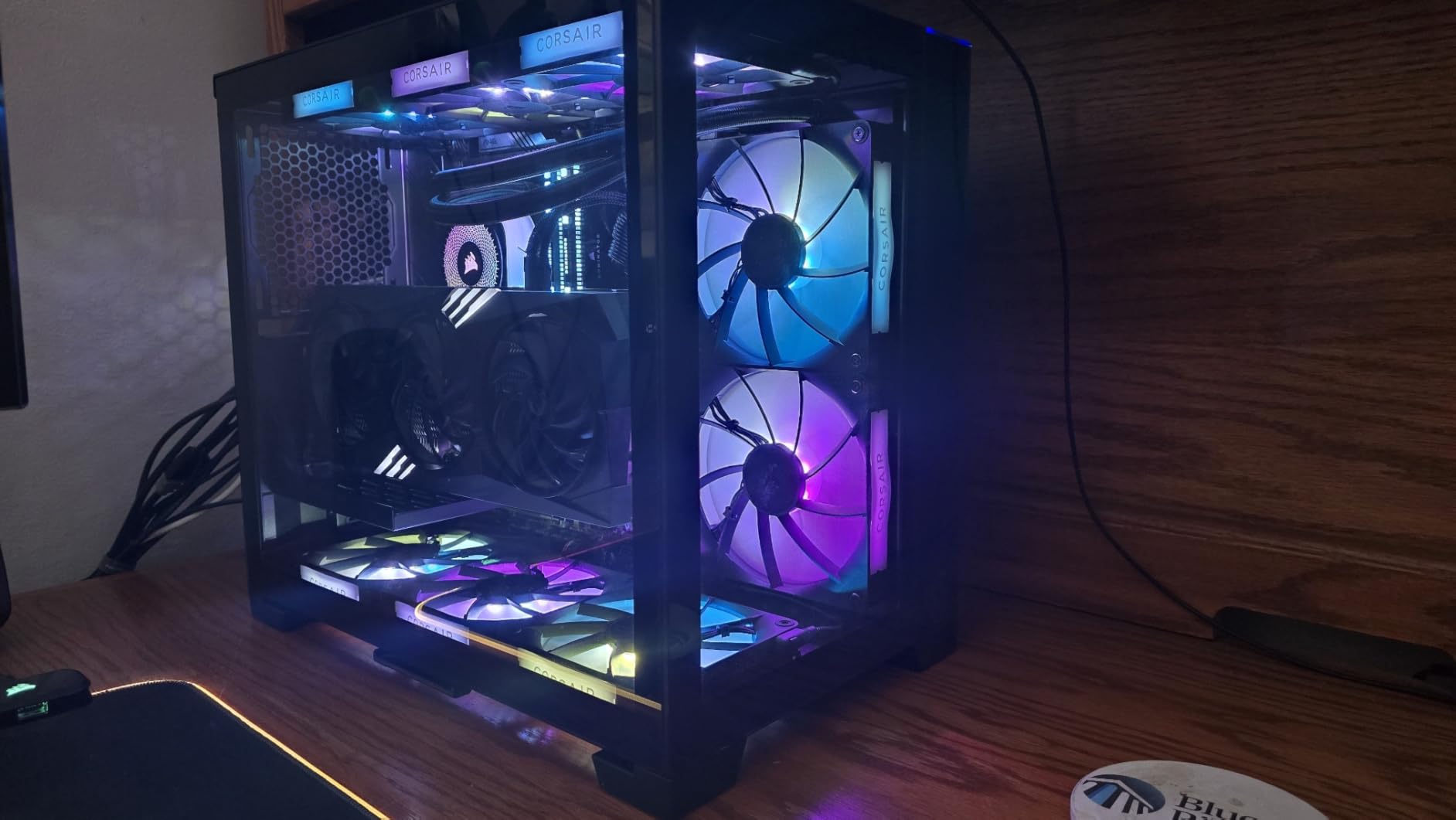 CORSAIR iCUE Link Titan 360 RX RGB Liquid CPU Cooler - 360mm AIO - Low-Noise - FlowDrive Cooling Engine - Intel LGA 1851/1700, AMD AM5/AM4 - 3X RX120 RGB Fans - iCUE Link System Hub Included - White customer photo 2