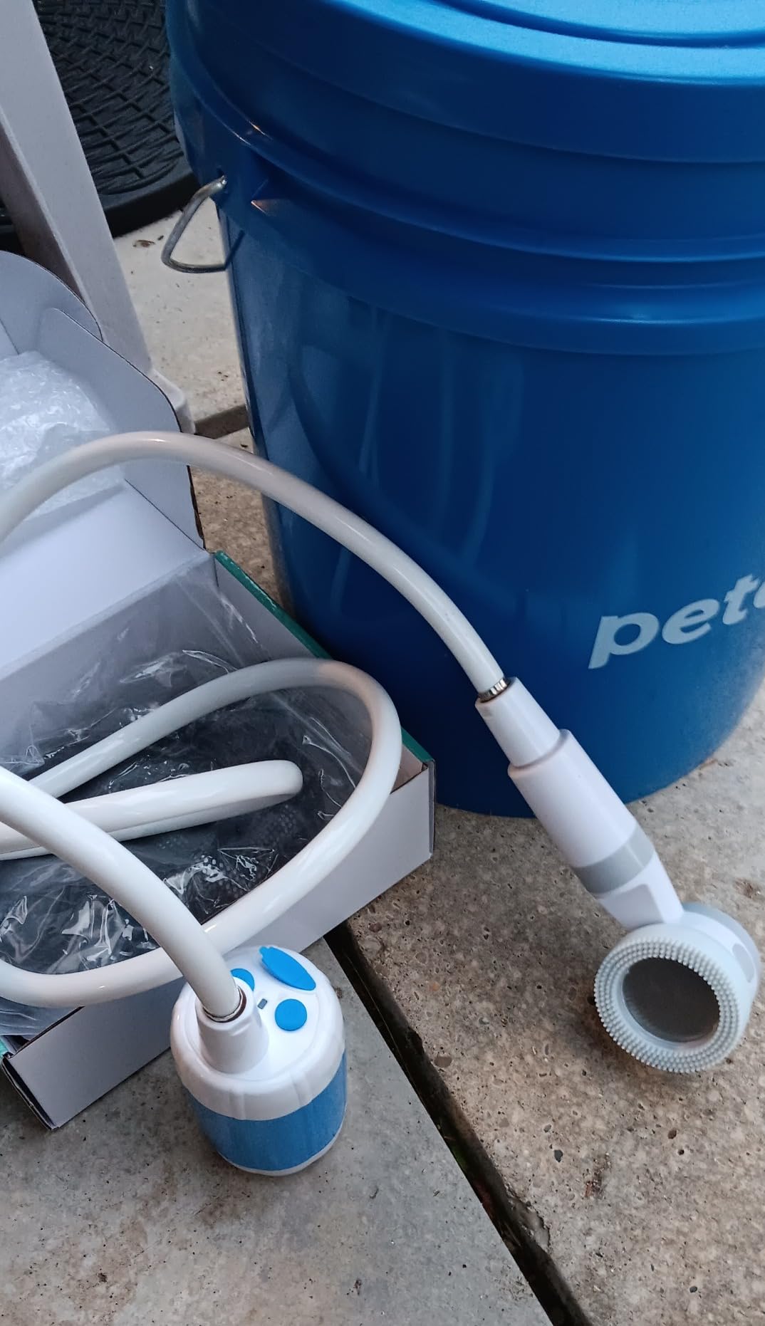 Ann Katy Portable Camping Shower Outdoor Camp Shower Pump, Upgrade Rechargeable Electric Shower Pump with Intelligent Digital Display Multiple Spray Modes for Camping, Hiking, Traveling, RV customer photo 1