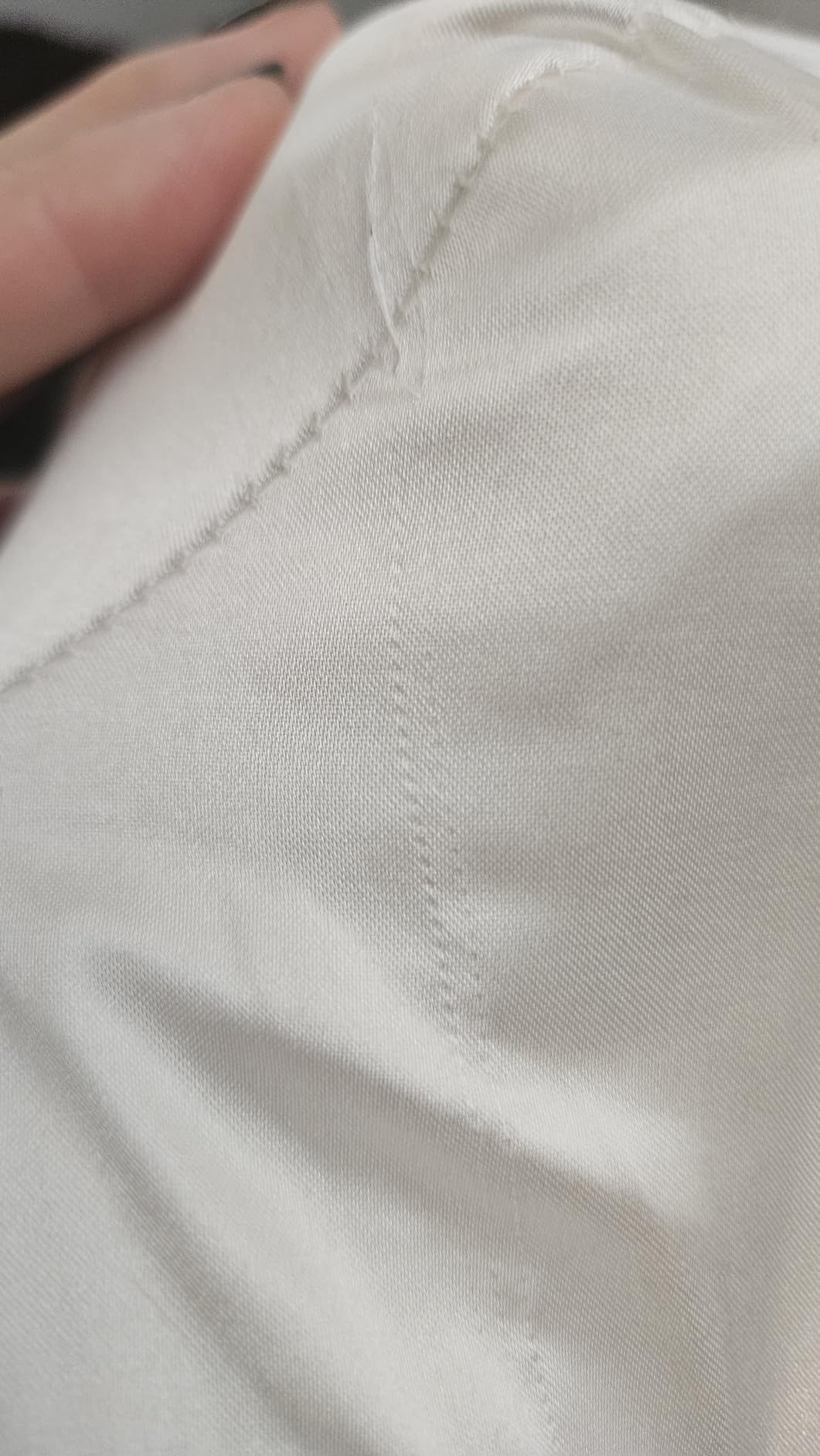 The Best Back Sleeper Pillow, Sleep on Your Back Comfortably, Wrinkle Prevention, Patent Pending Neck Support, Satin Case Included, 100 Night Sleep Trial, CertiPUR-US customer photo 2