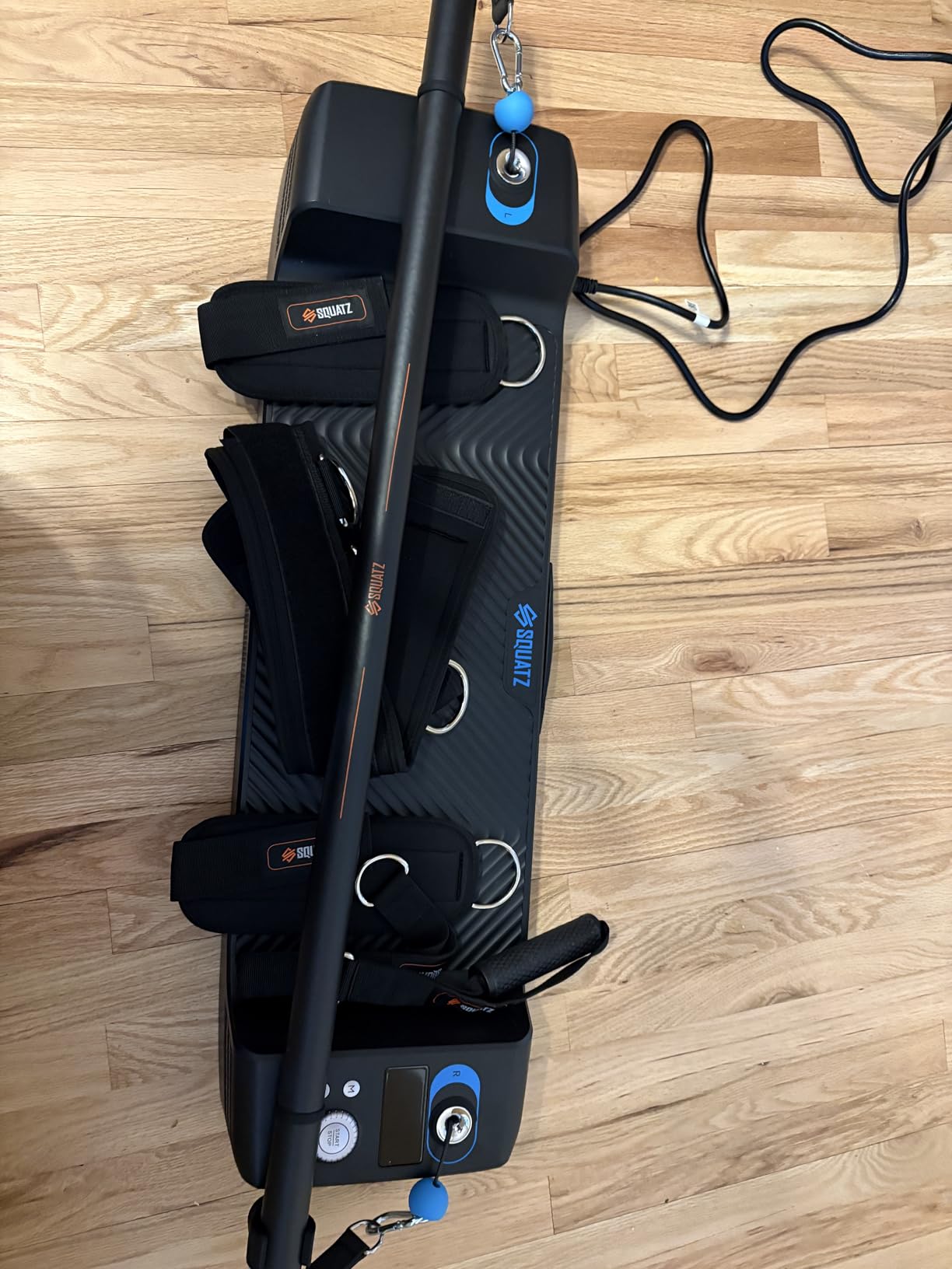 SQUATZ Apollo Board Mini: 150lb Resistance Smart Cable Machine, Functional Trainer for Full Body Workouts, Digital Home Gym Equipment with Free App customer photo 2