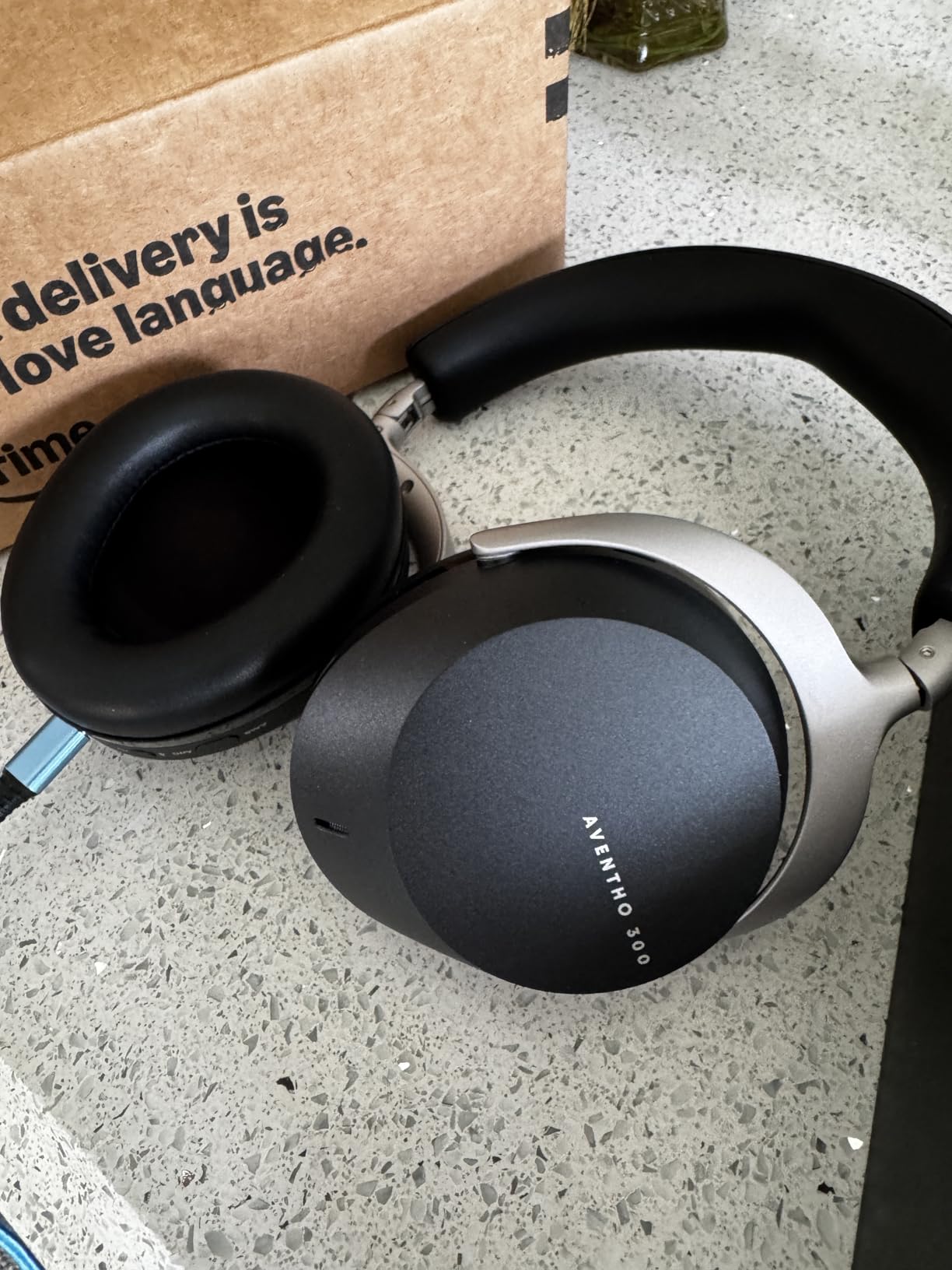 beyerdynamic AVENTHO 300 Wireless Bluetooth Headphones, Over Ear, Active Noise Cancelling, USB-C Charging, 50 Hours Playtime, Dolby Atmos and Head Tracking customer photo 2