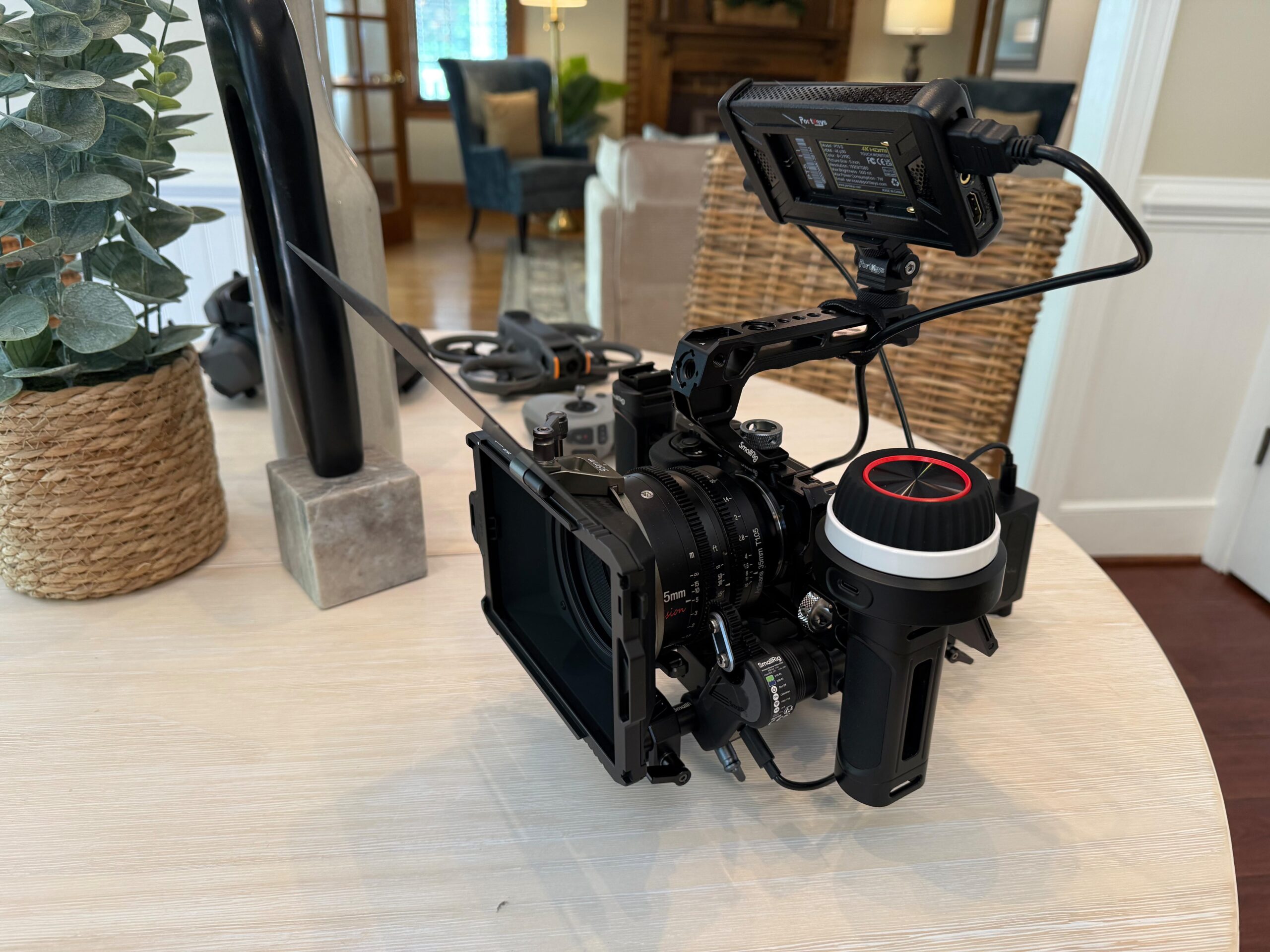 SmallRig Wireless Follow Focus Kit (Lite) with Handwheel Controller & Receiver Motor, A/B Stops & 15mm Rod Clamp, Compact Design, Widely Compatible with Cinema and Zoom Lenses with High Damping customer photo 1