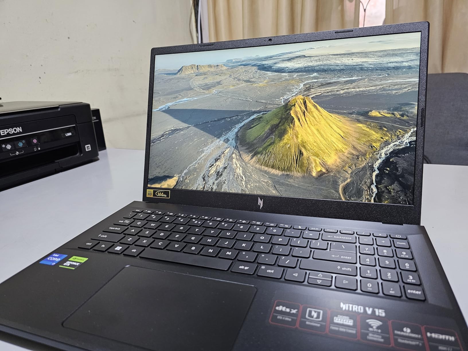 Acer Nitro V Gaming Laptop | Intel Core i7-14650HX | NVIDIA RTX 4060 | 16