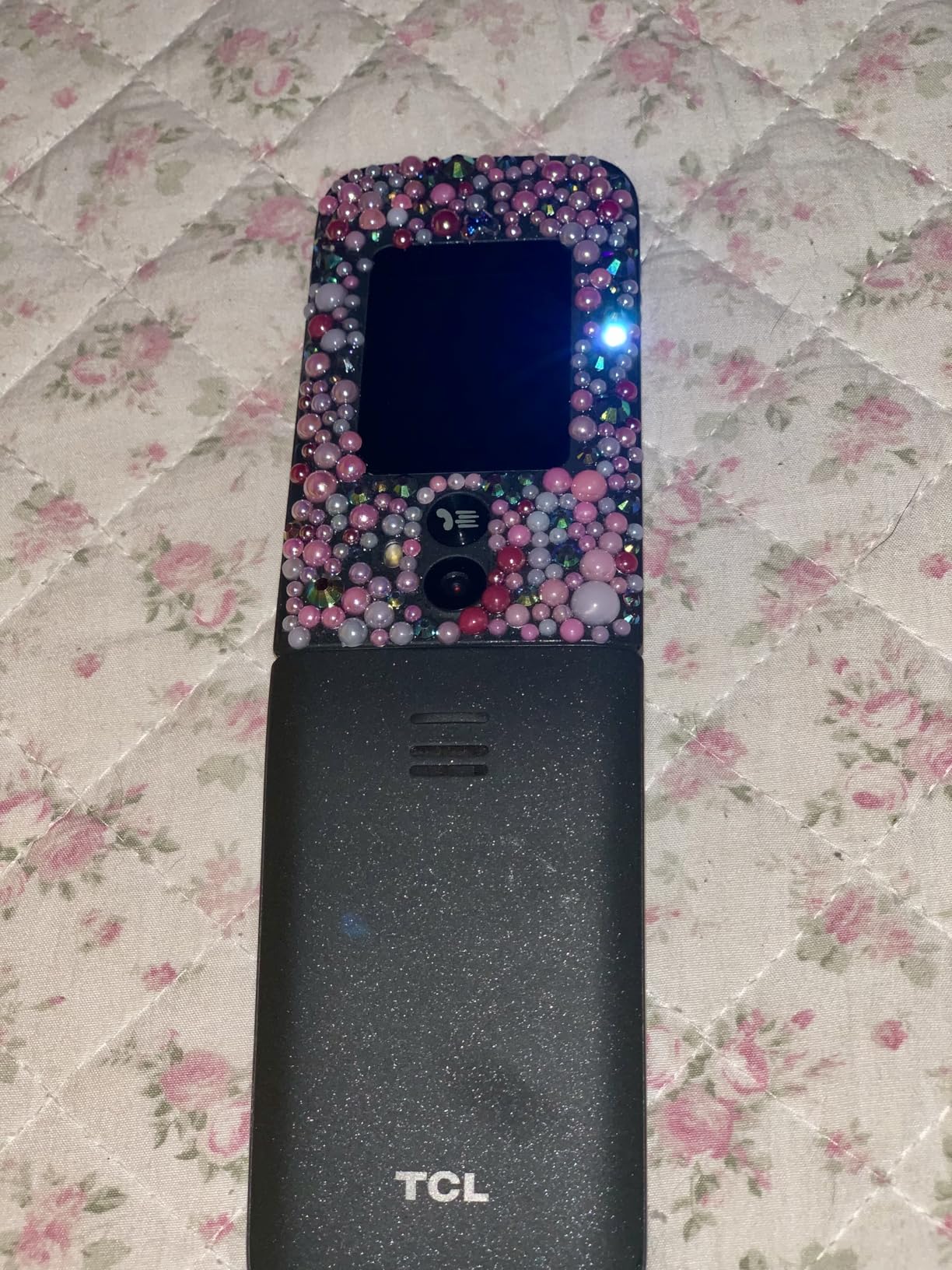 TCL FLIP 3, 16GB, Flip Phone, Stone Gray, 5MP Video Capable Camera, Locked [Sim Card Included] customer photo 1