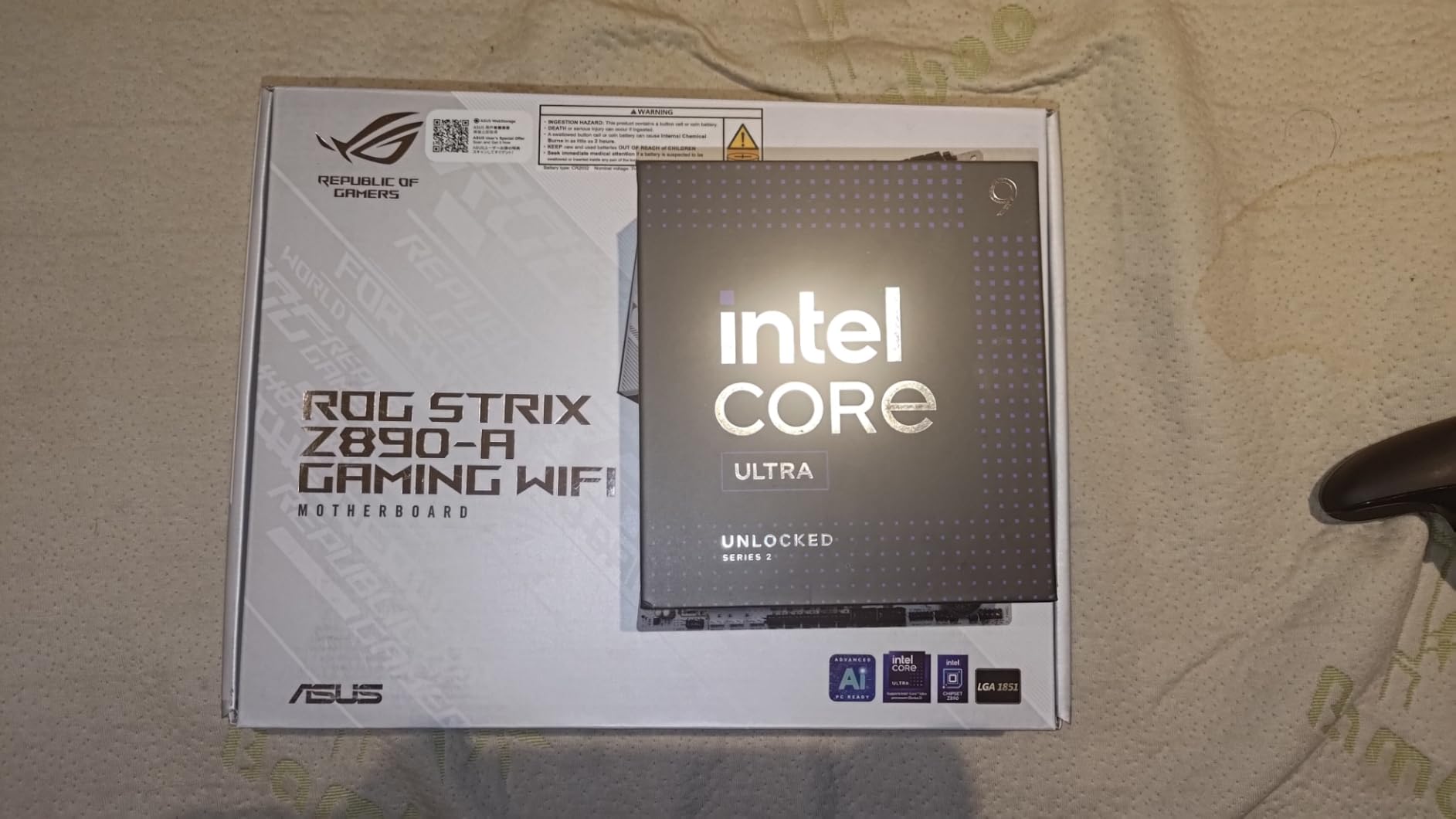 Intel Core Ultra 9 Desktop Processor 285K customer photo 1