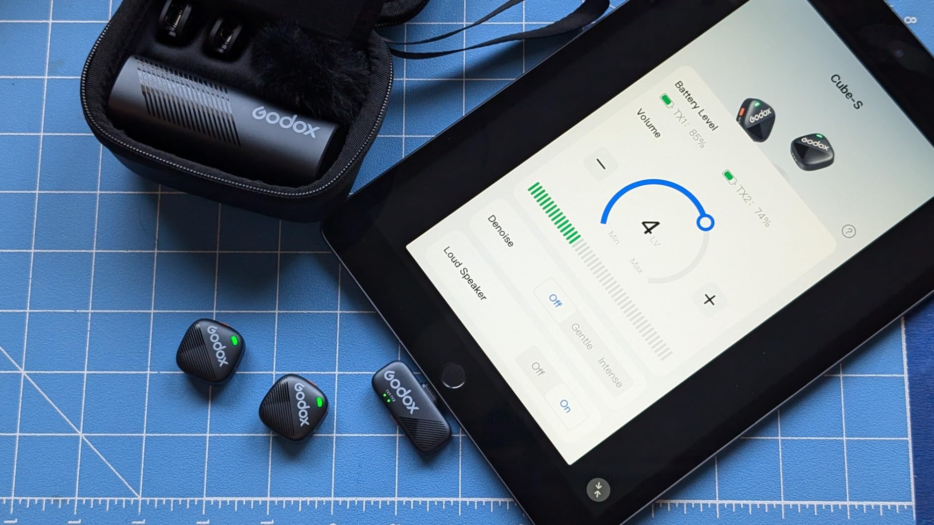 GODOX Cube-S, Cube SL Wireless Microphone, 48kHz 24-bit Lavalier Mic for Camera/PC/Android/iPhone Float Recording, 1000ft.(300m), 30H Battery (2TX + 1RX(Lightning) + Charging Case) customer photo 1