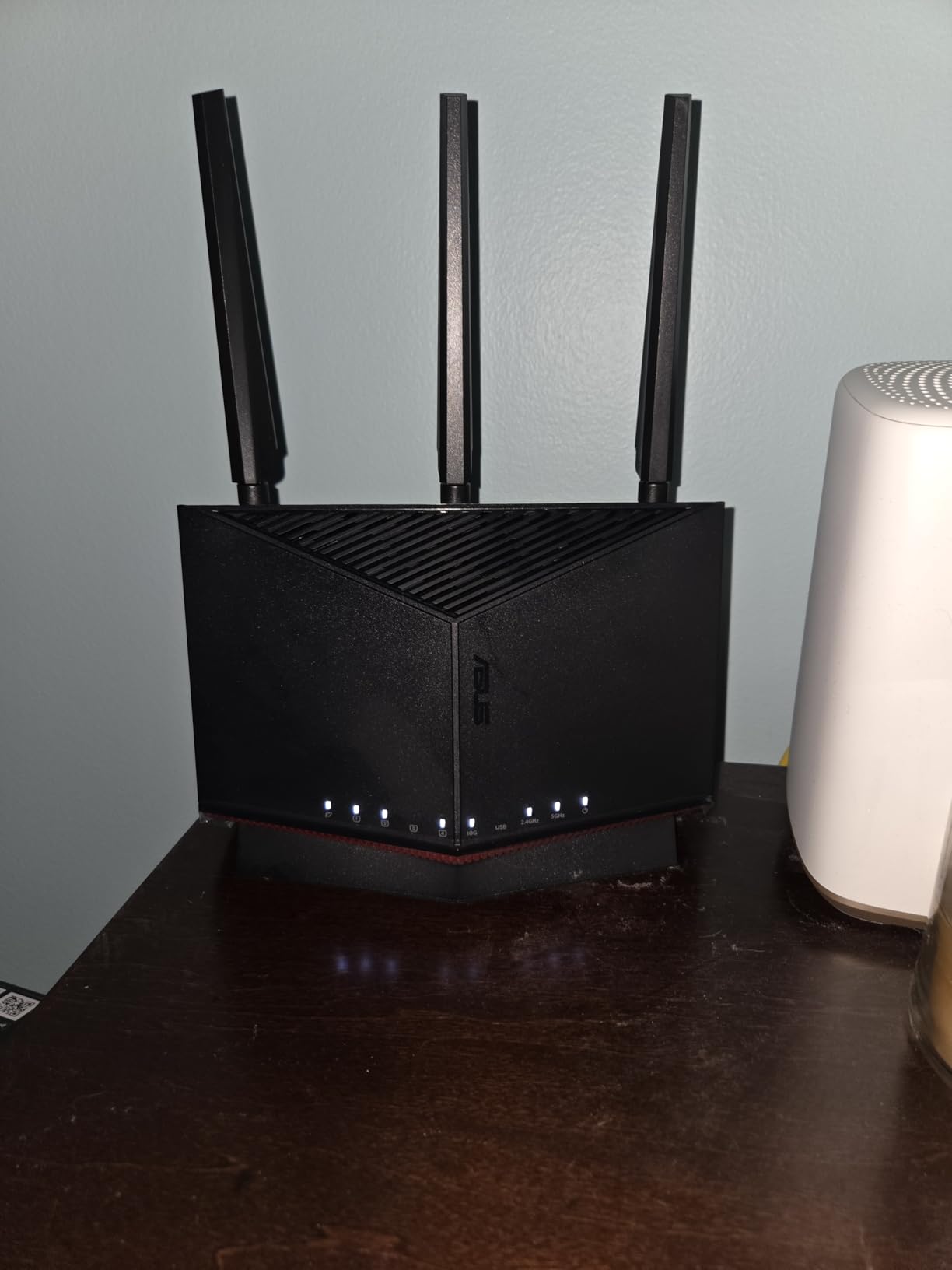 ASUS RT-BE86U BE6800 Dual-Band WiFi 7 Router, Supports 4096-QAM, MLO, AI WAN Detection, AiMesh, Subscription-Free Network Security, and Comprehensive VPN Features, Guest Network Pro, Gaming customer photo 1