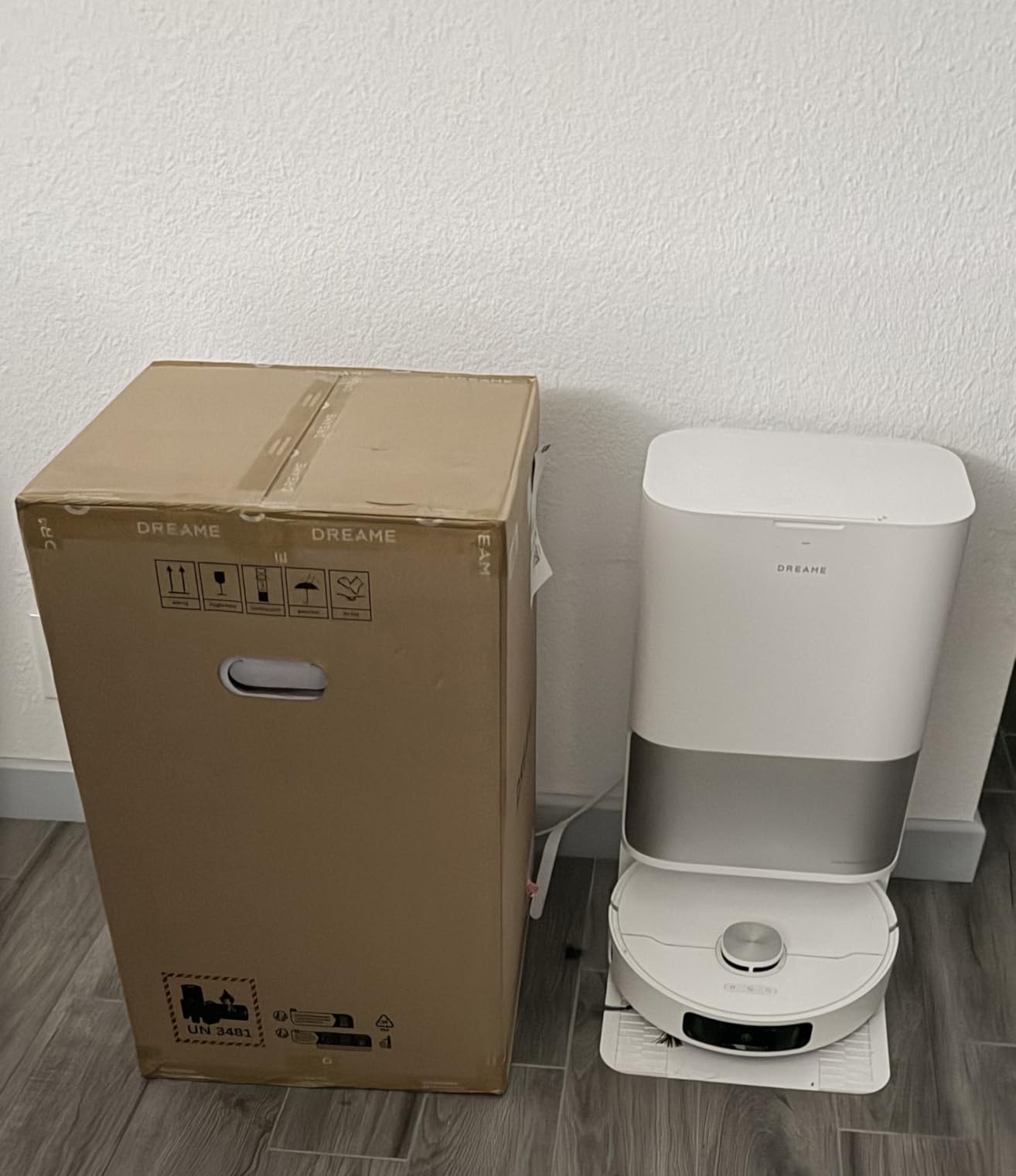DREAME L10s Ultra Gen 2 Robot Vacuum and Mop, 10,000Pa Suction, MopExtend Tech, All-in-One Base Station, 75 Days Auto-Empty, Mop Self-Washing&Drying, Smart Obstacle Avoidance, Carpet Cleaning customer photo 2